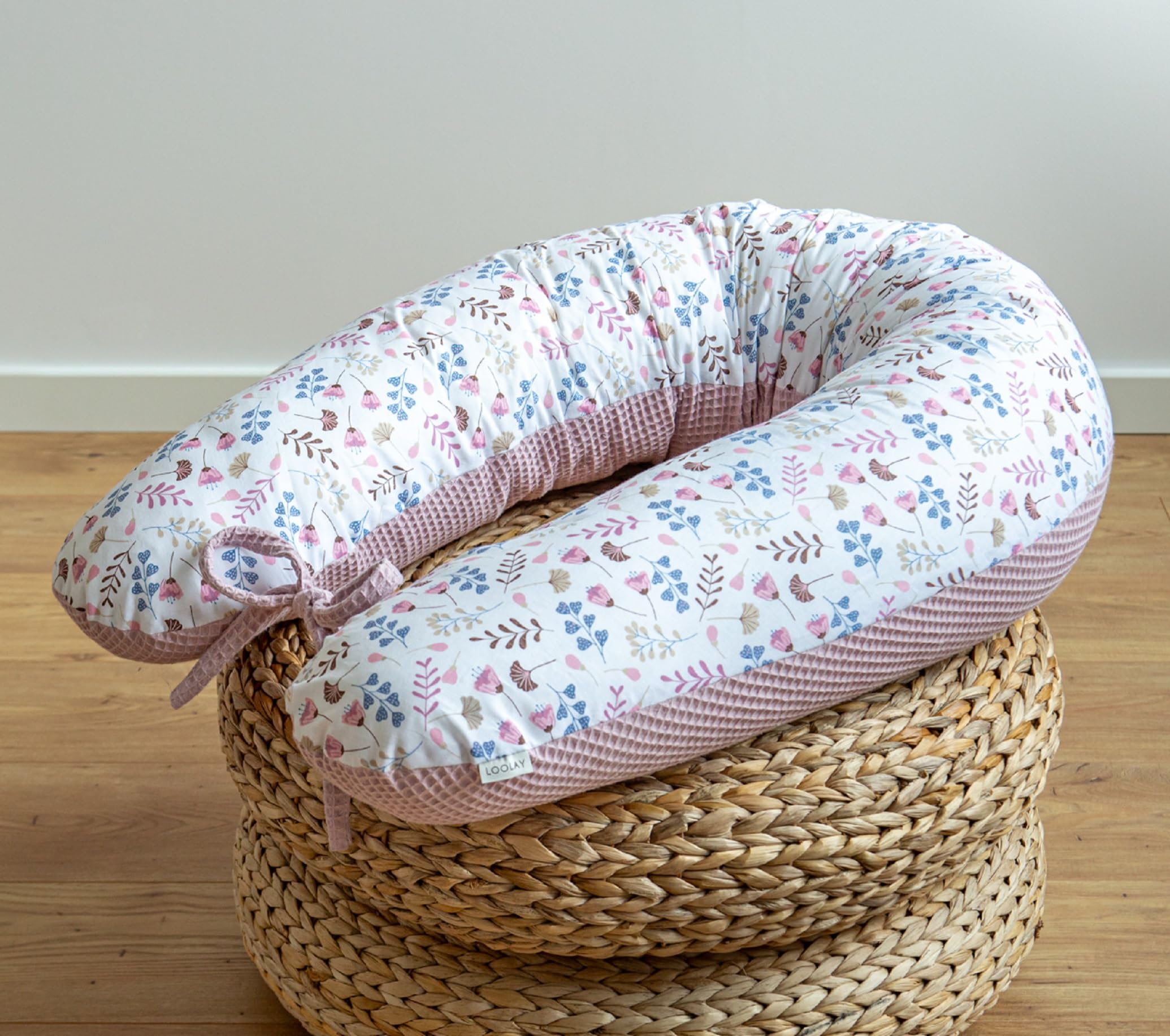 LOOLAY schwangerschaftskissen 170cm – Stillkissen und Lagerungskissen für Schwangere – 100% Öko-Tex Baumwolle – Ergonomisches Körperkissen mit Waschbarem Bezug (Rosa Waffel/Rosa Wiese)