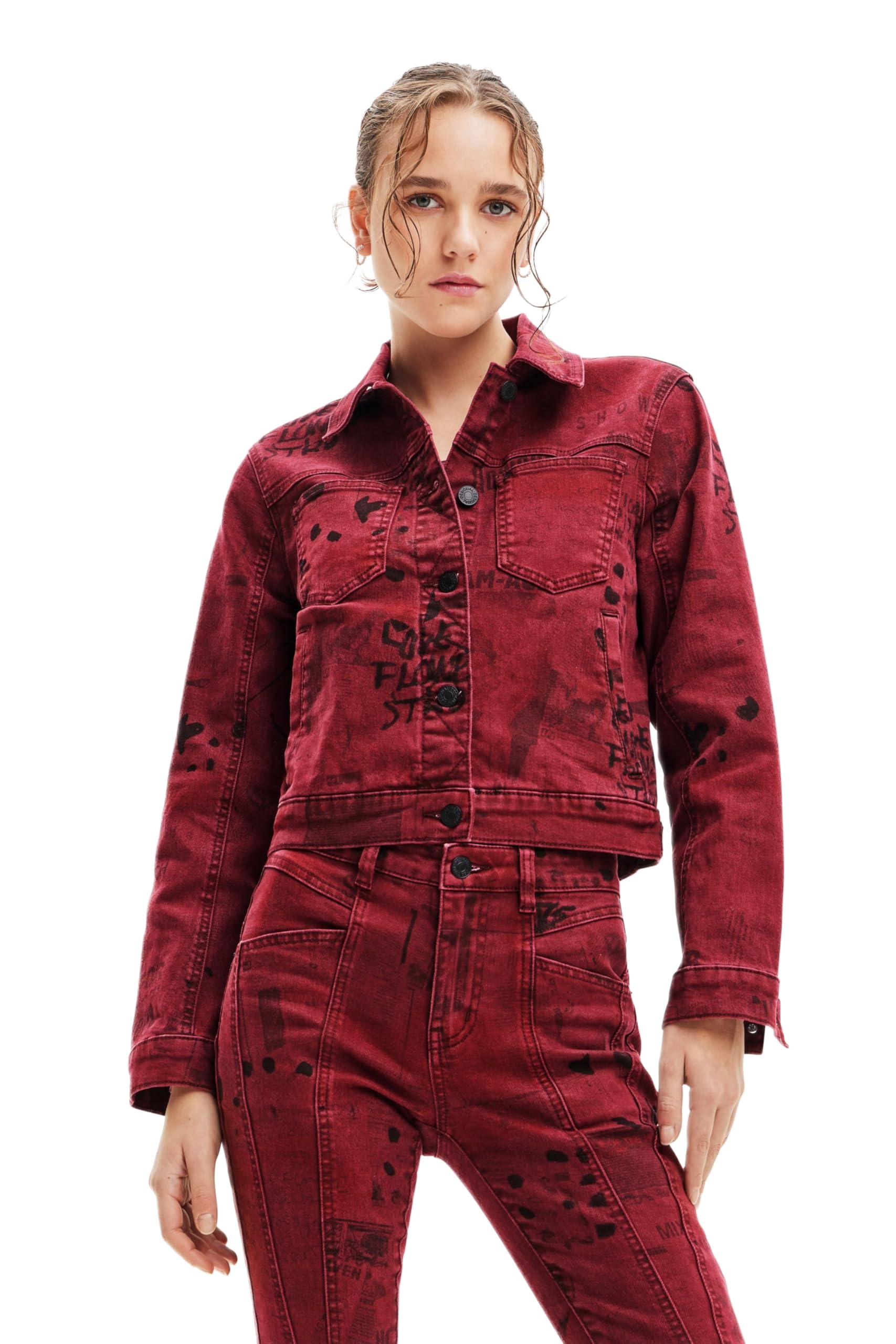 Desigual Women's Red Gerald Burgundy Newspaper Print Denim Jacket 23Wwed30 Large