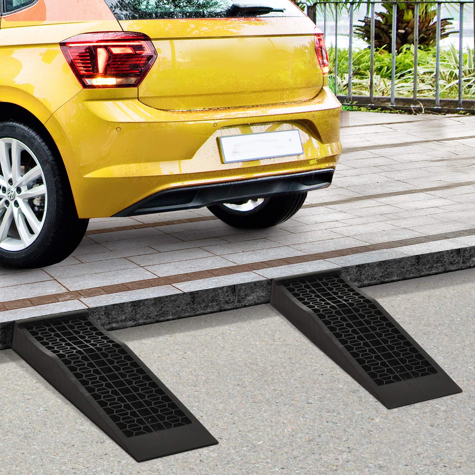 HOMCOM Juego de 2 Rampas para Coche de Plástico, Rampas Portátiles Carga hasta 3 Toneladas para Coches SUV Furgonetas Pequeñas, Antideslizante, Estable, 70x19,5 cm, Negro