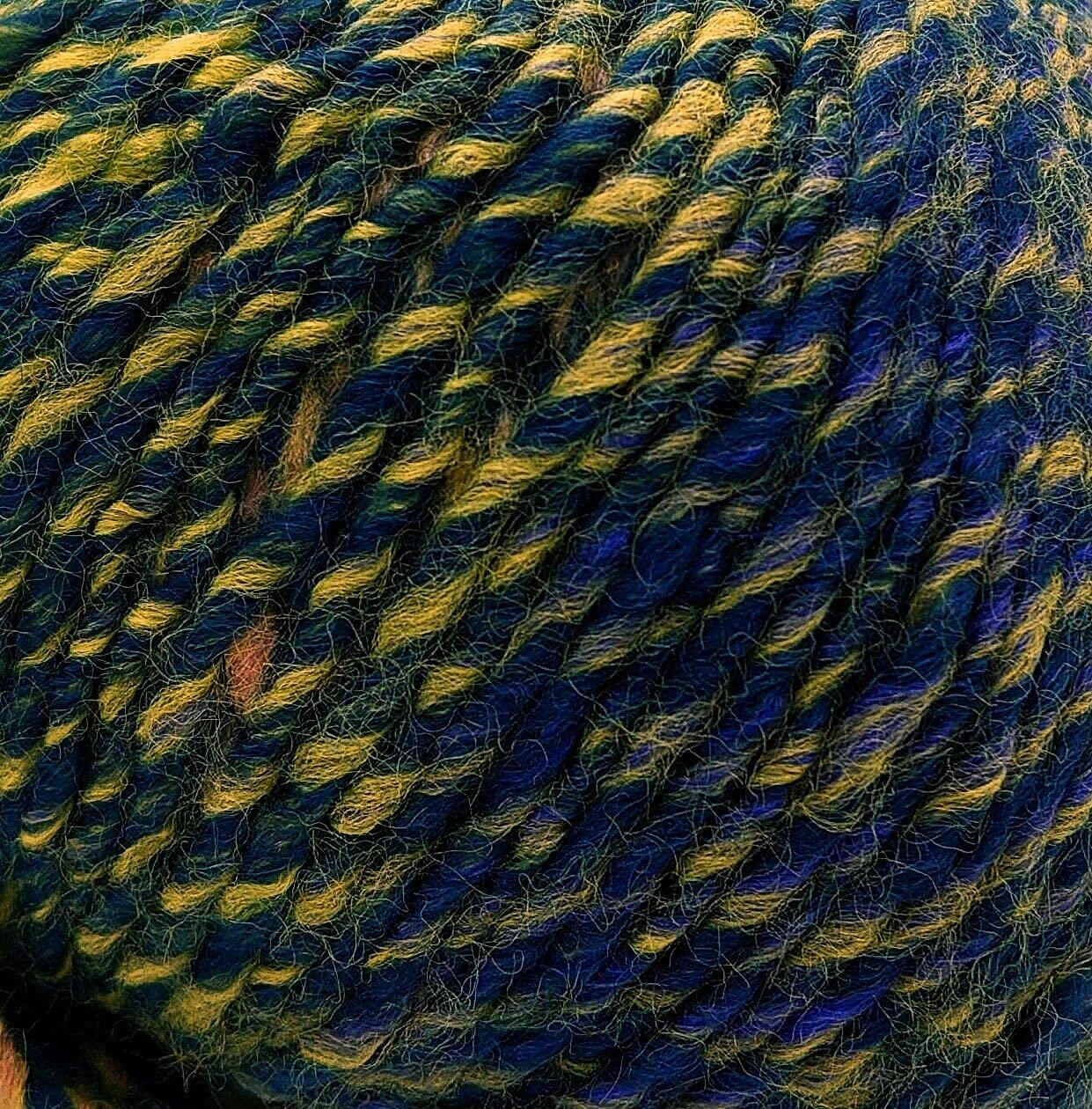 King Cole 2125254 Autumn Chunky Hedgerow Yarn - 140M, 100g