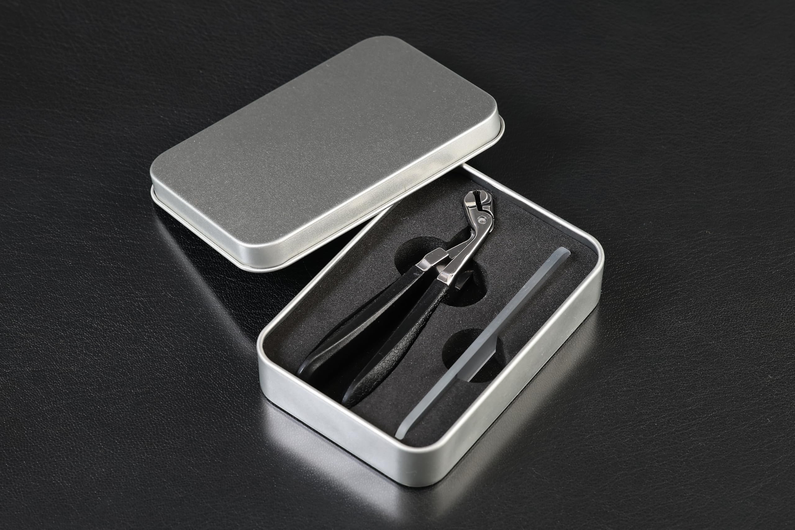 Silky Clipper 45 Coupe-ongles Design spécifique pour ongles d'orteils Toilettage sans effort Pas de flexion nécessaire Conçu au Japon