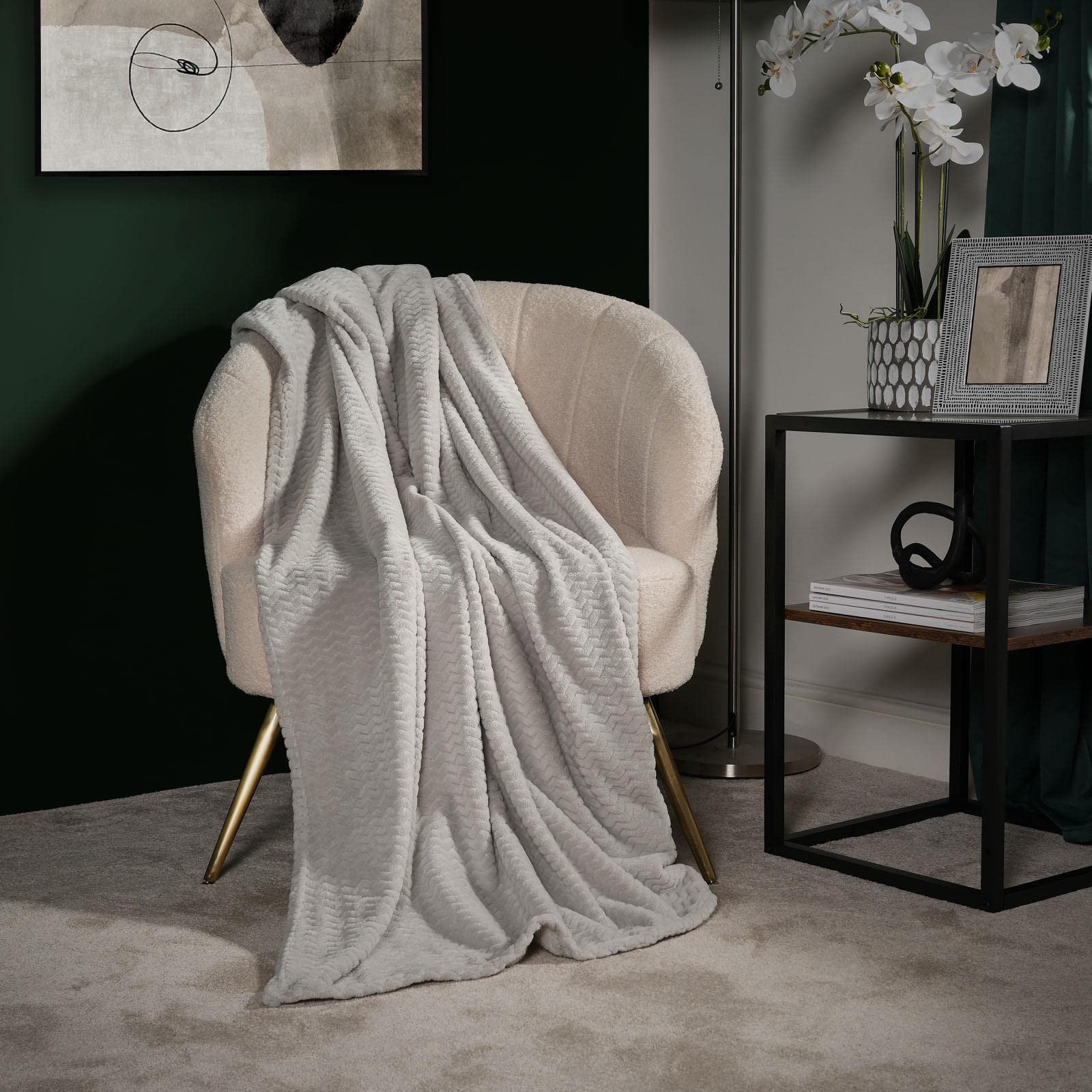 Bedsure GentleSoft Sherpa Fluffy Throw Blanket - Fleece Warm And Cozy Throw For Women Gift, Plush & Fuzzy Faux Fur Blanket For Couch, Sofa, Bed Decor, Tie Dye Design, Grey, 50x60 - View #6