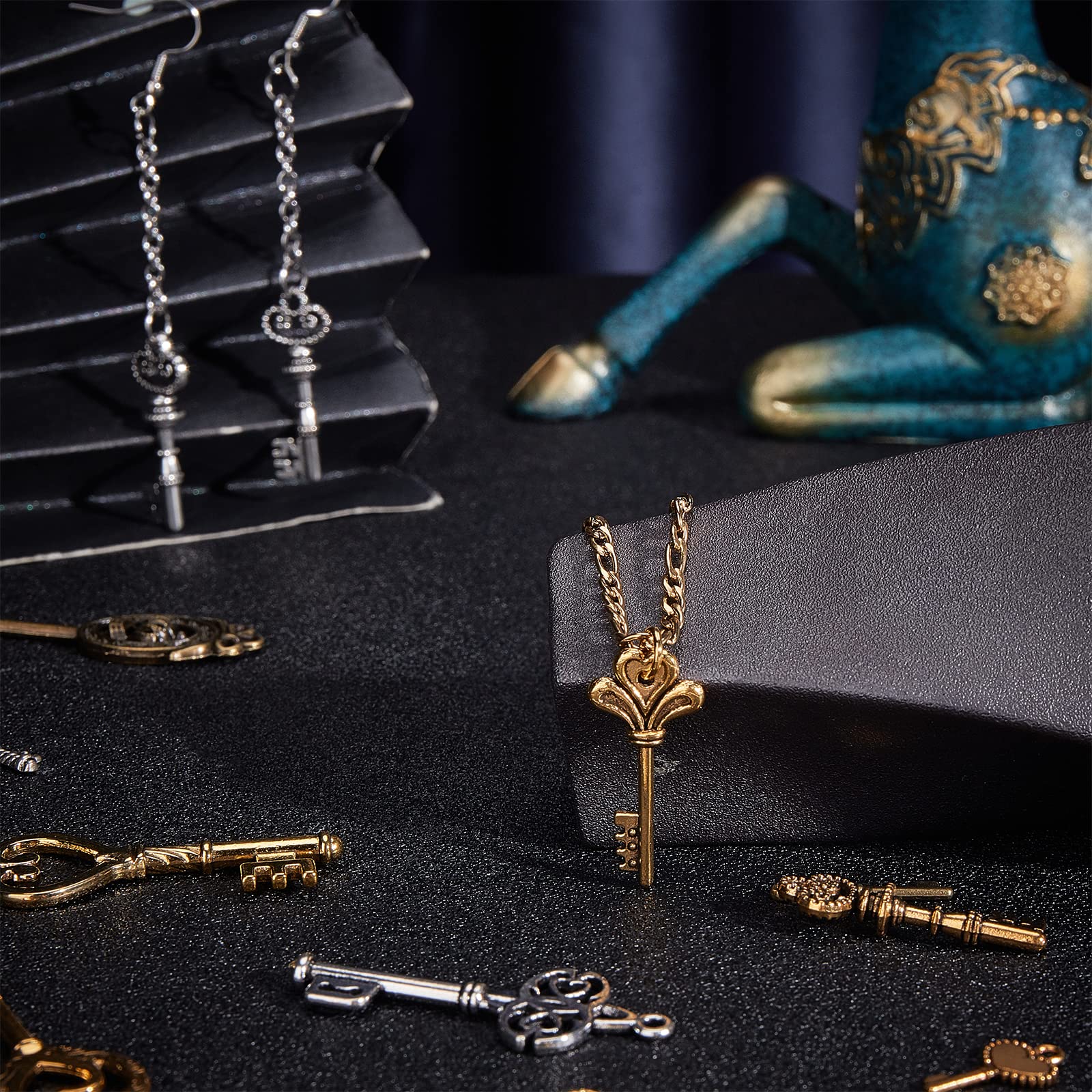 小物 L'Appartement ENDPIN SKULL KEY CHARM Skull Keyring, Articulated Skull & Spine Keyring, Skull Bag
