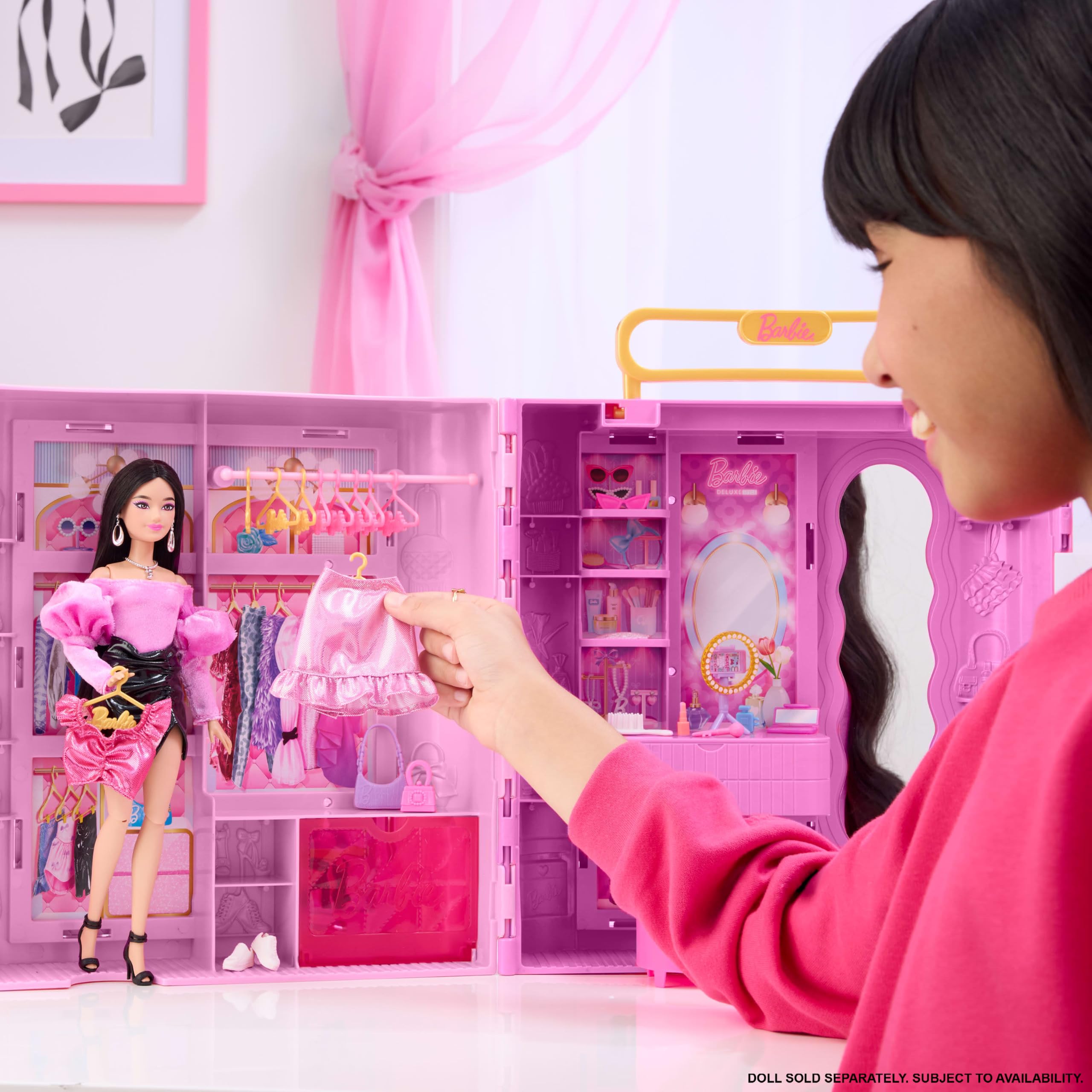 Barbie Deluxe Kleiderschrank.JJP01