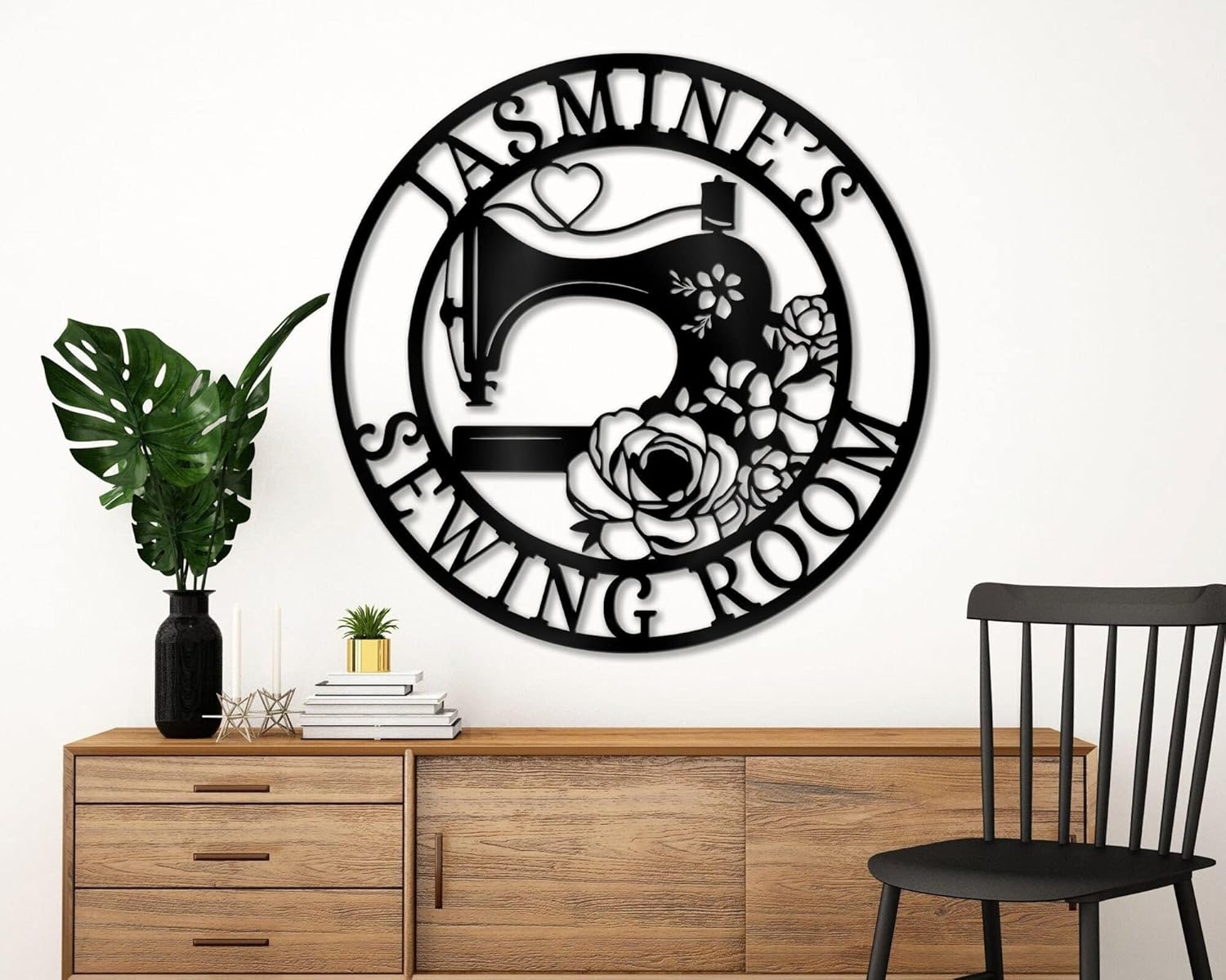 Custom Name Sign Sewing Room Sign, Personalized Metal Family Name Sign, Mom's Sewing Sign, Quilting Sign, Gift for Her, Gift for Grandma Mother 's Day Gifts