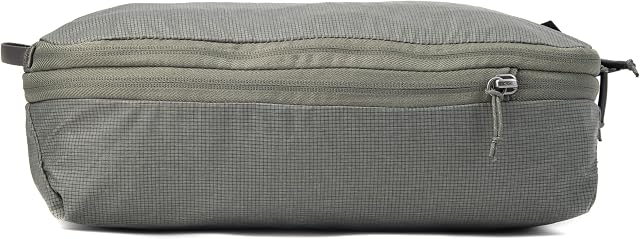 Peak Design Cube d'emballage, Sage, Cube de bagages étanche avec double compartiment Organisation, Expansion et Compression, Ouverture zippée, Organisateur de voyage pour les hommes et les femmes, Taille M. Conditionnement sécurisé. Livré avec facture incluant VA