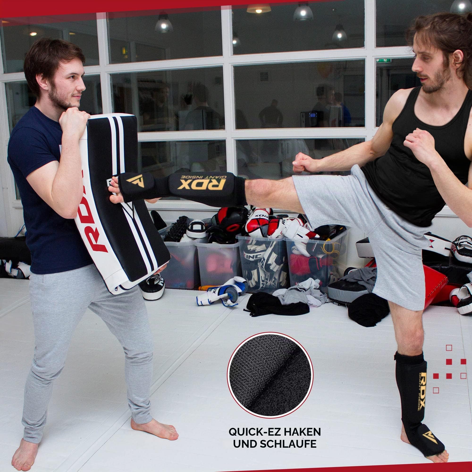 RDX Schlagkissen Kampfsport, Schlagpolster Kickboxen Trittkissen Trittschlagpolster Kick Shield Trainerpratzen Schlagpratze Boxpratzen für Karate, MMA, Muay Thai, Thaiboxen, Taekwondo (1 Stück)