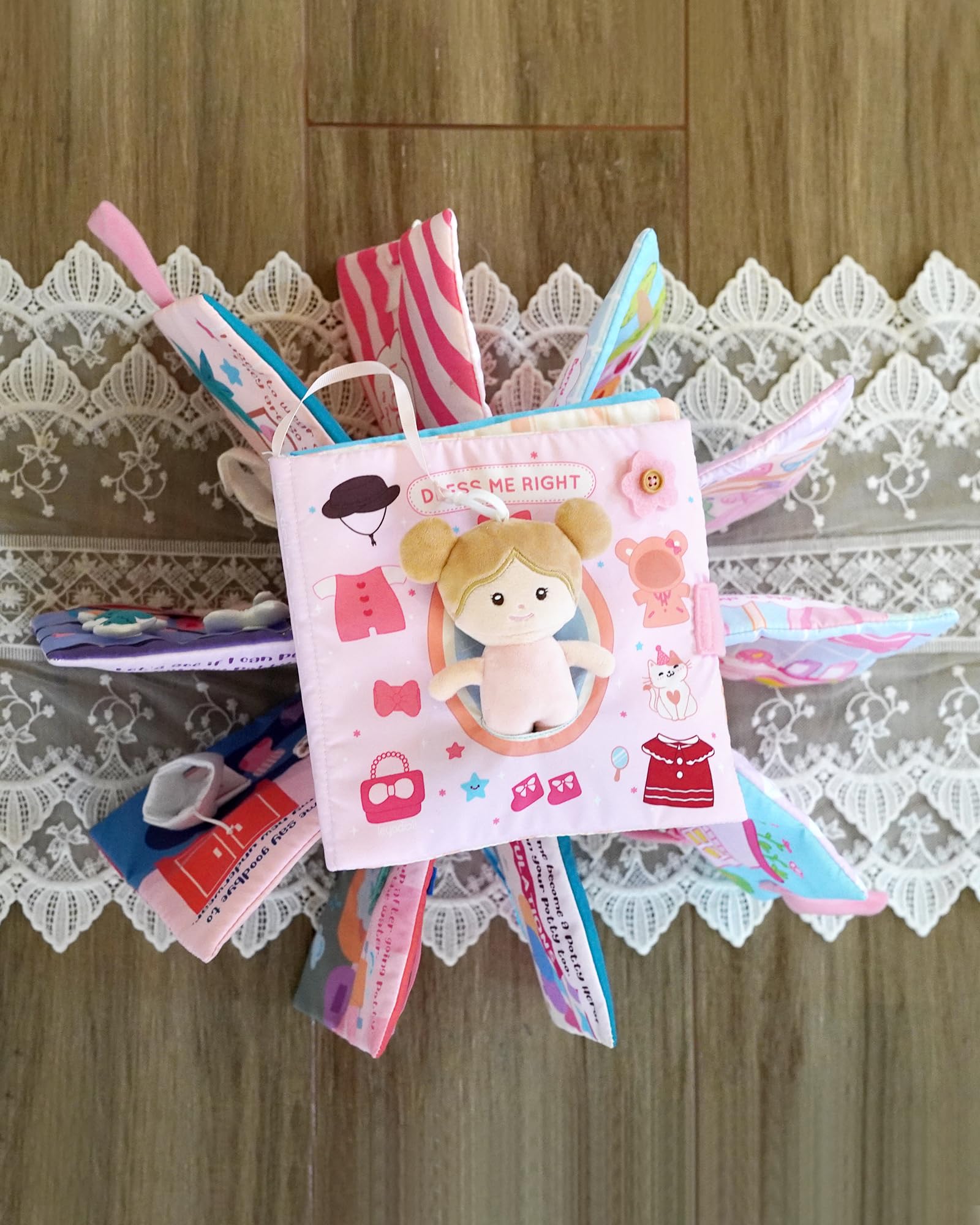 LeyaDoll Livre en Tissu Interactif Sensoriel, Livre d'Activités Éducatif Silencieux pour Bébé, Jouet de Voyage pour Enfants de 1 à 3 Ans (Habille-Moi Correctement) : Jouets & Jeux