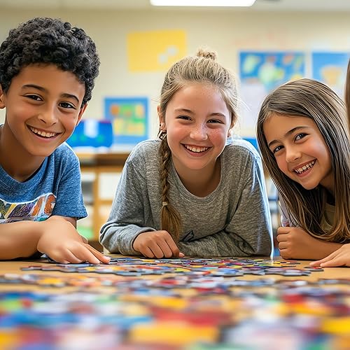 Miniatura 4 de Marvel Captain Marvel Collage 1000 pc Rompecabezas