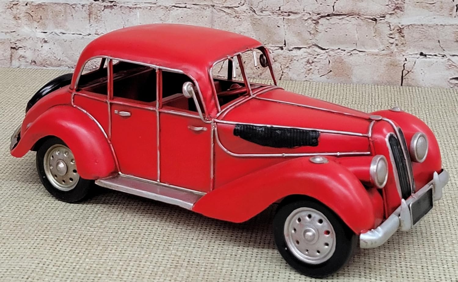 Think Bronze Vintage Classic Automobile Memorabilia Ornaments Handmade Metal Sculpture Home Collection Birthday Gift Decor Red