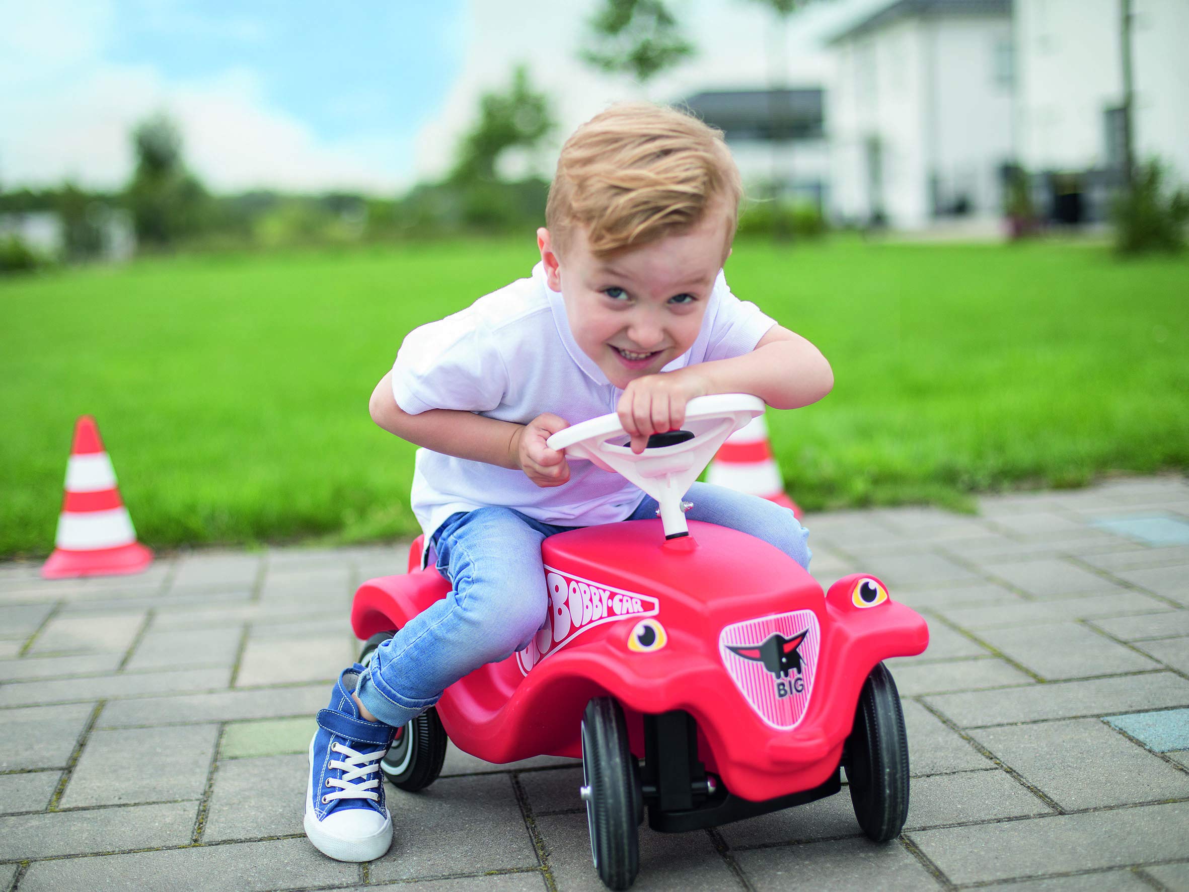 SIMBA DICKIE Big Bobby Car zjeżdżalnia samochodowa dla dzieci
