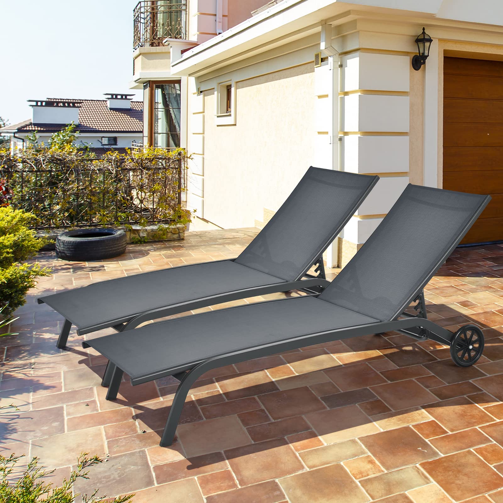GOPLUS Transat Jardin Exterieur avec Dossier Réglable en 6 Positions, 191 x 187 x 35,5 CM, Bain de Soleil en Textilène Durable avec 2 Roue, Charge 150 KG, pour Piscine, Terrasse (1, Gris)