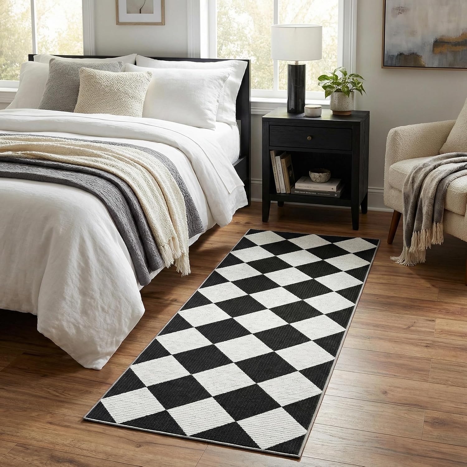 GarveeHome Checkered Rug Runners for Hallways, 2x6 Black and White Diamond Print Kitchen Runner Non Slip Backing Entryway Rug Thin Laundry Mat Stain Resistant Carpet for Bedroom Bathroom Beside Mat