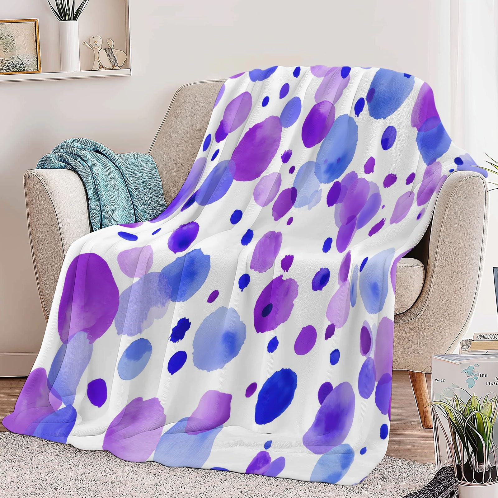 Koc flanelowy na łóżko 220 x 240 cm, miękki ciepły niebieski i fioletowy kropki koc zimowy ciepły oddychający lekki minimalistyczny dla dorosłych dzieci kobiety mężczyźni