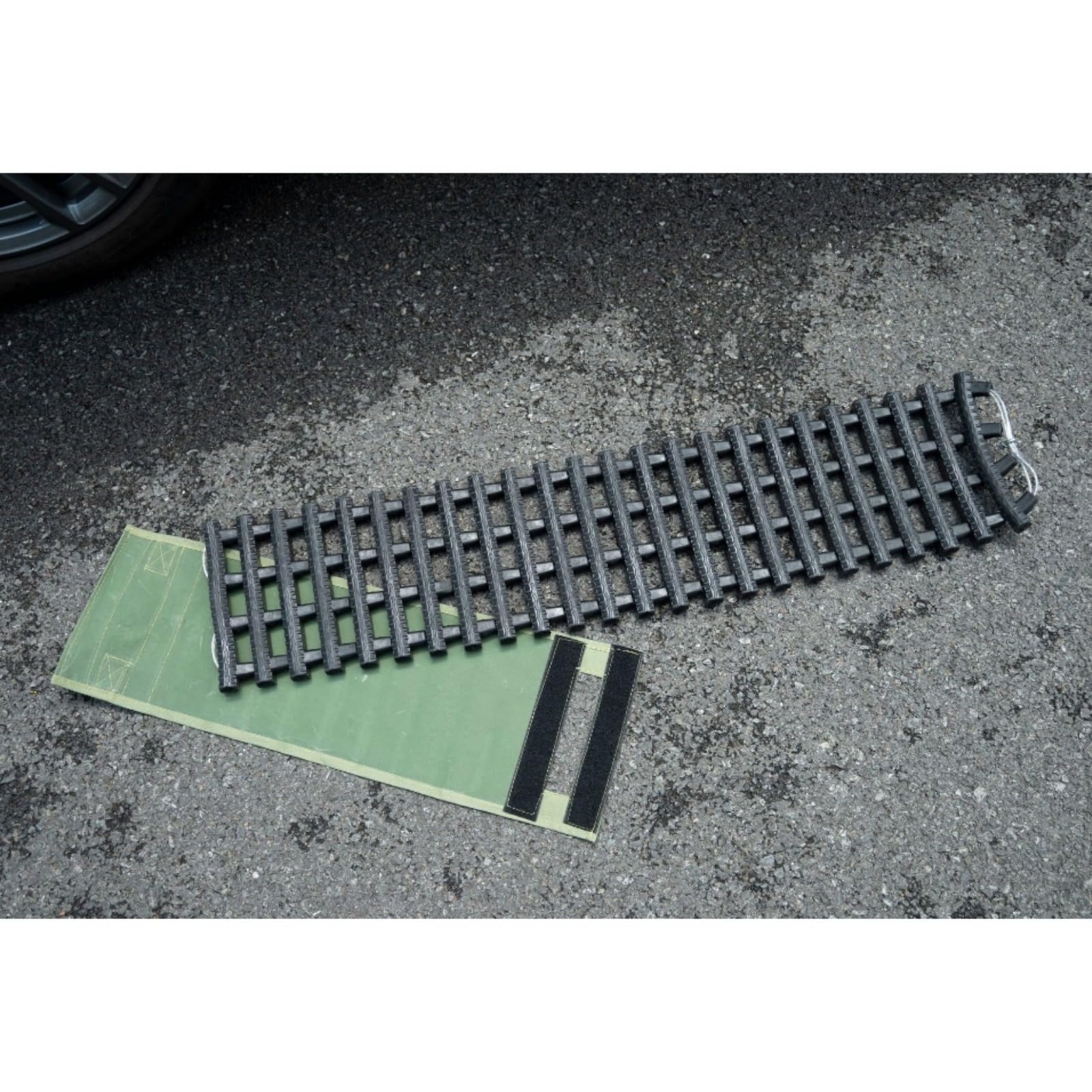 Auto Anfahrhilfe 100 x 21 cm Traktionshilfe Schwerlast Gummi Anfahrtshilfe Set Traktionsmatte mit Tragetasche Schwarz Wohnmobil Sandbleche für KFZ Auto Winter，auffahrkeile für wohnmobil.