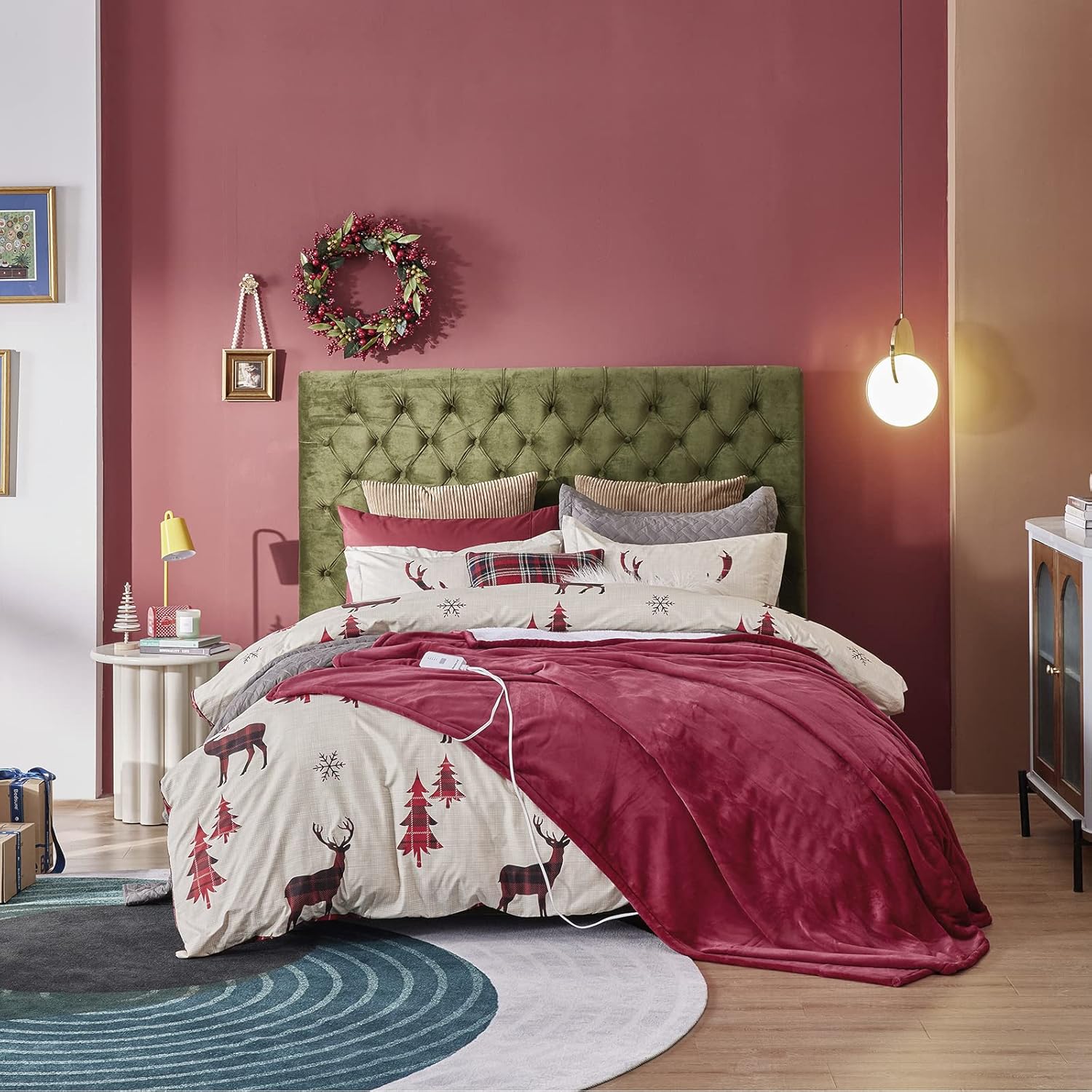 Bedsure Heated Blanket Electric Throw - Soft Electric Blanket Christmas Blanket, 5 Heat Settings Fleece Blanket with 3hrs Timer Auto Shut Off, Machine Washable Heating Blanket Throw (50×60, Red) : Home & Kitchen