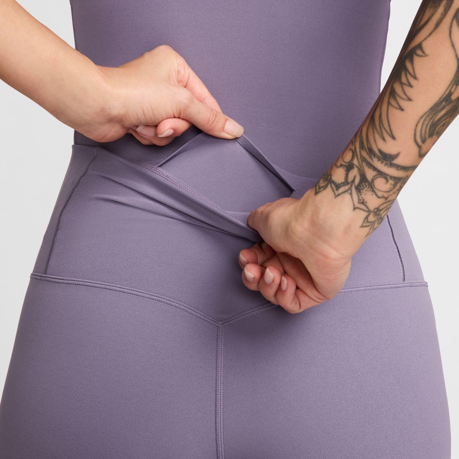NIKE Damen Dri-fit Zenvy Hr Flare - Leginsy Kobiety