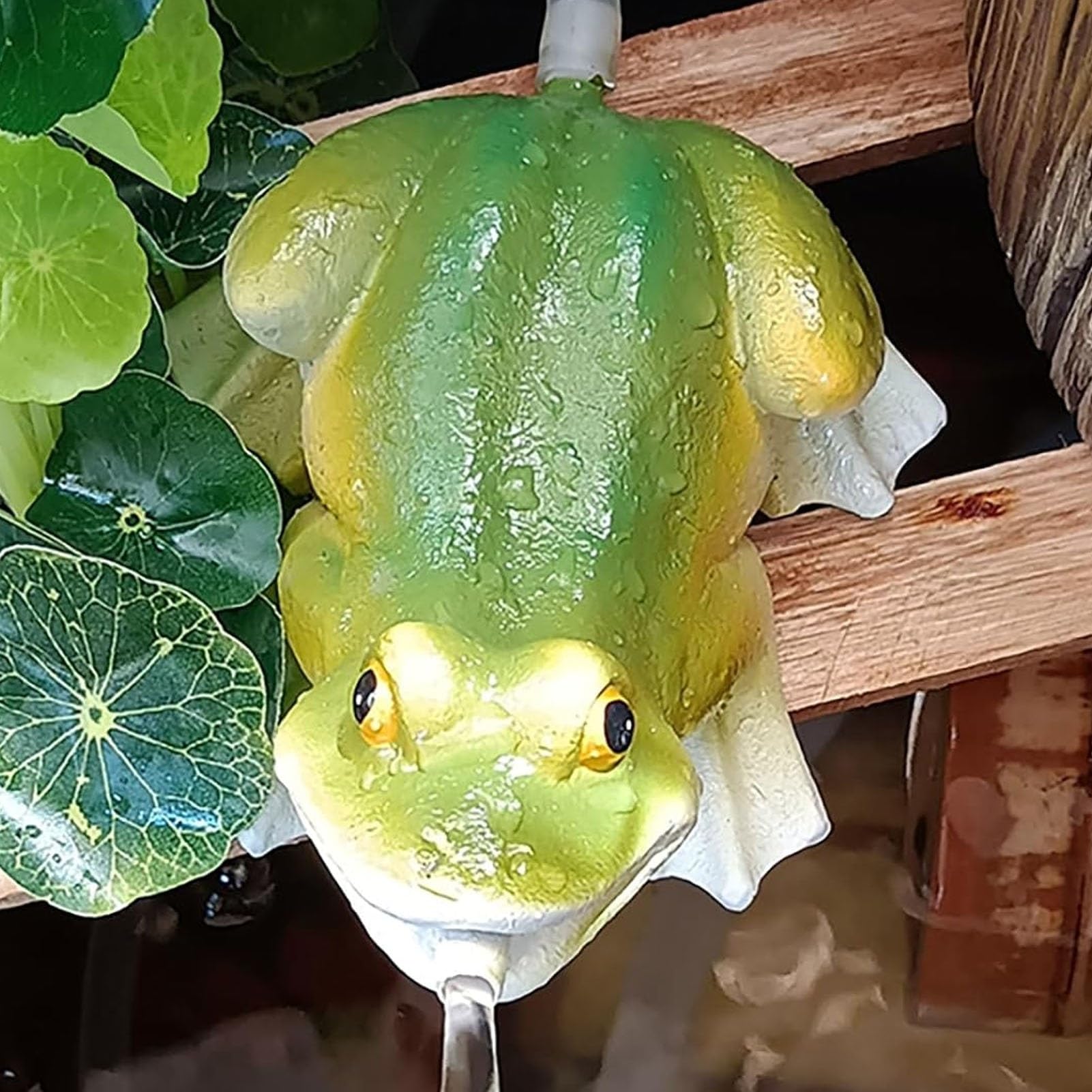Fontanny do Małych Oczek Wodnych, Fontanna do Oczek Wodnych, Rzeźba do Krajobrazu Wodnego, Żywiczna Figurka Żaby do Oczek Wodnych, Fontanna Ogrodowa, Stylowa Ozdoba na Balkon