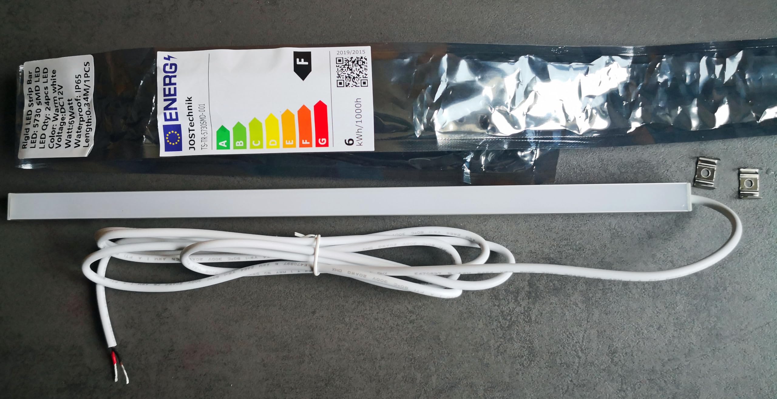 JOSTechnik LED Lampe 6W 12V DC dimmbar IP65 - Geflügelhaltung flimmerfrei