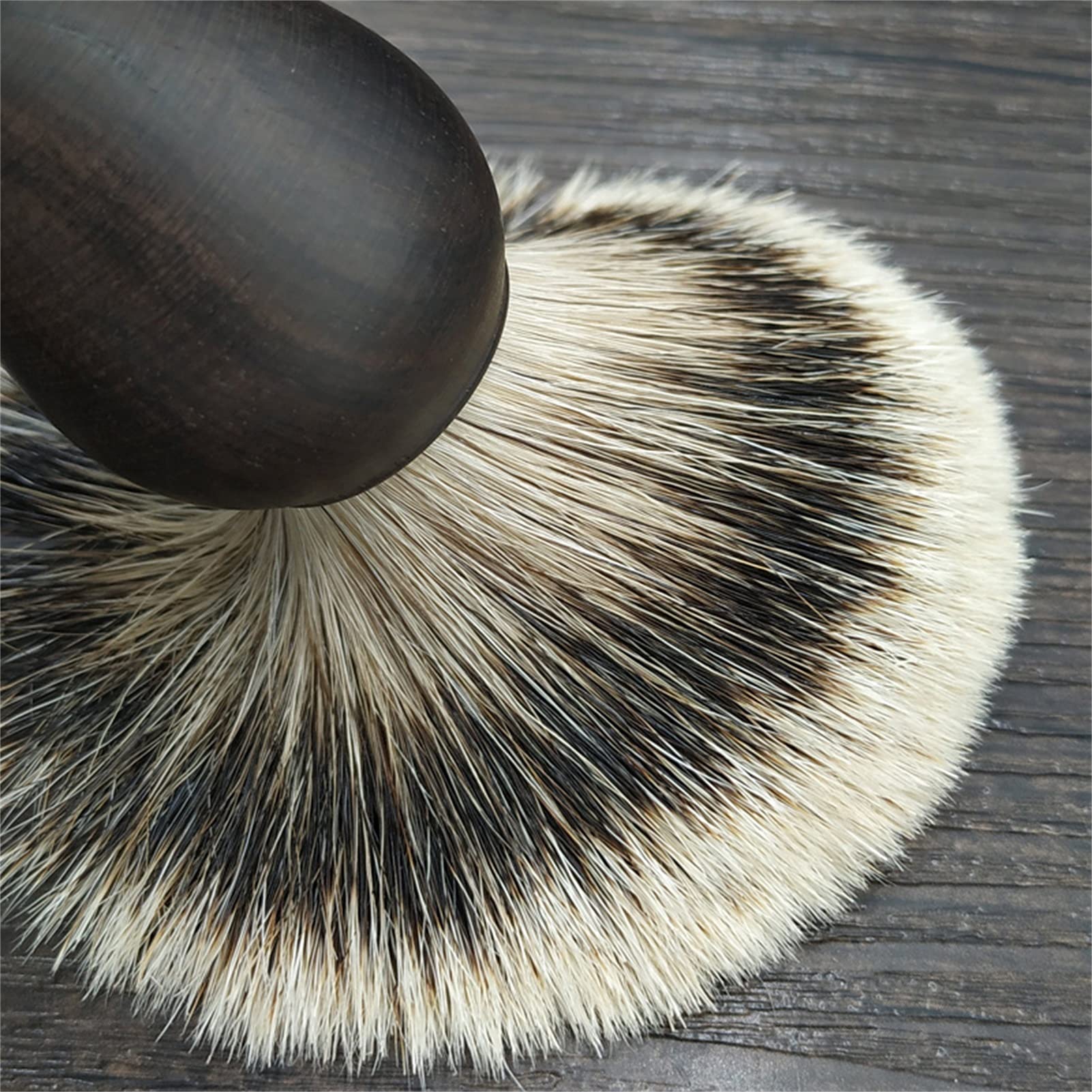 Pennello da Barba Fatto A Mano Pelo di Tasso Puro Barba Pennello in Schiuma Durevole Manico in Resina Uomo Pennello da Barba Bagnato