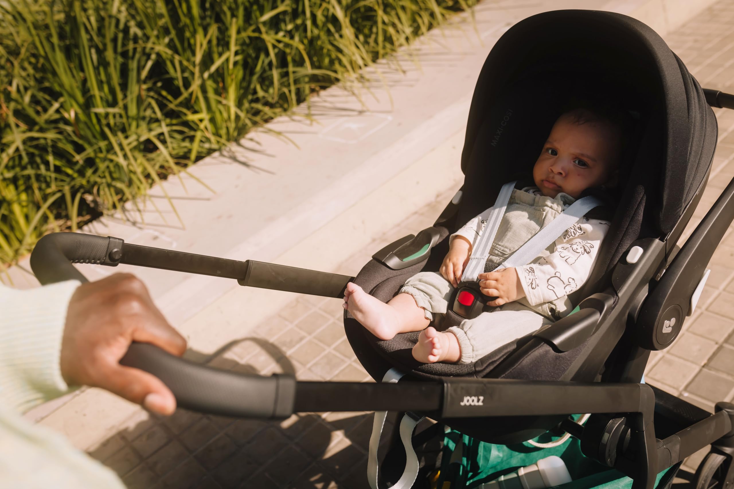 Joolz Hub2 - Adattatori per seggiolino auto, transizioni senza cuciture, sonno indisturbato, facile fissaggio con un clic, compatibile con vari seggiolini auto