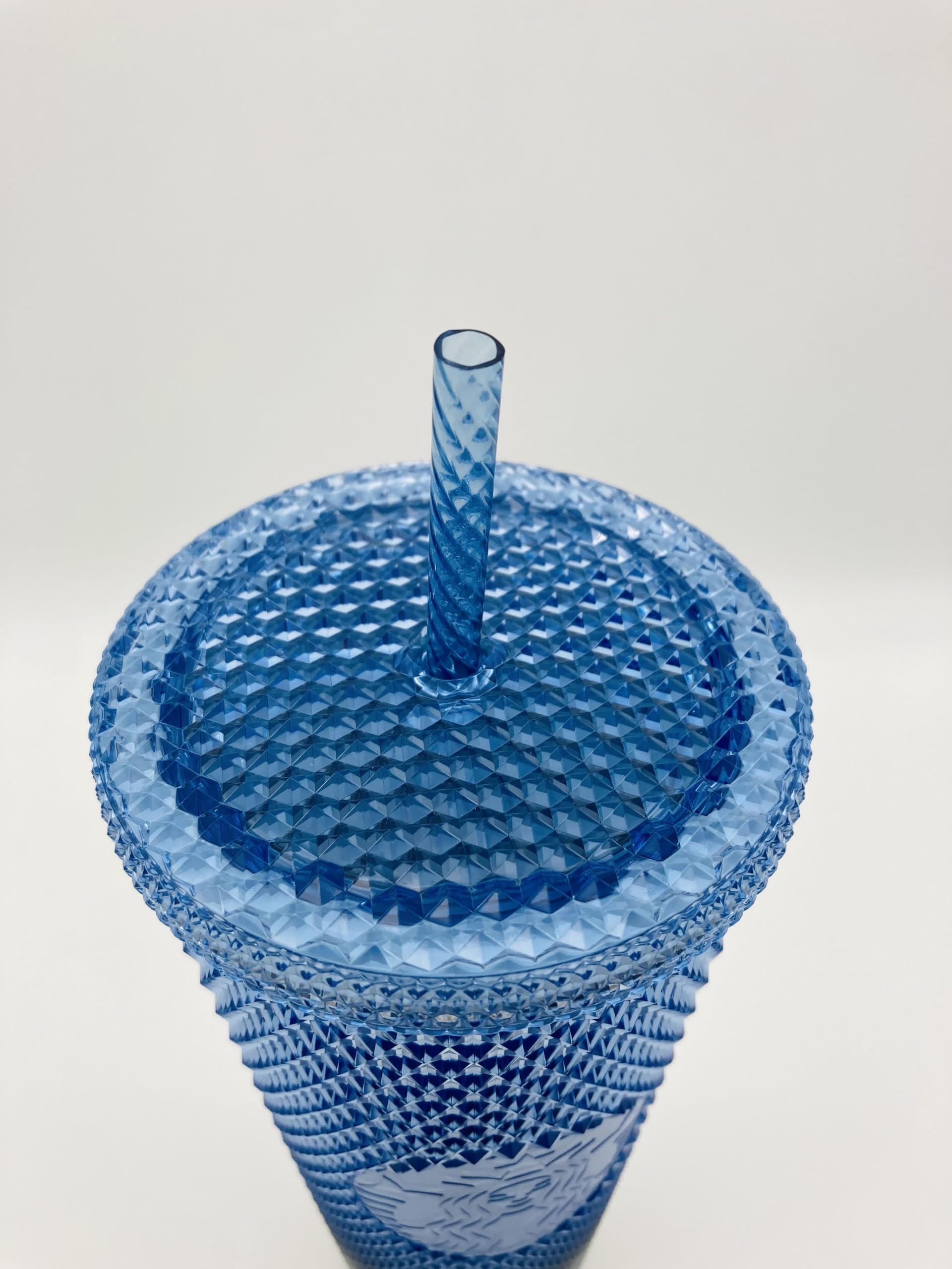 Amazon.com | Starbucks 2023 Holiday Chapter3 Edition Blue Silver Gradient  Studded Tumbler 24oz Venti Size: Tumblers & Water Glasses