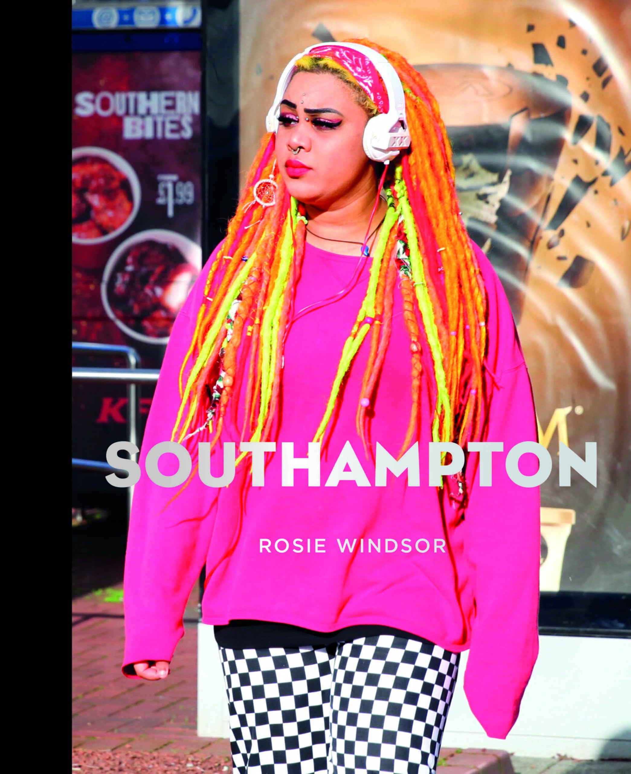 Southampton by Rosie Windsor - 9780750989015