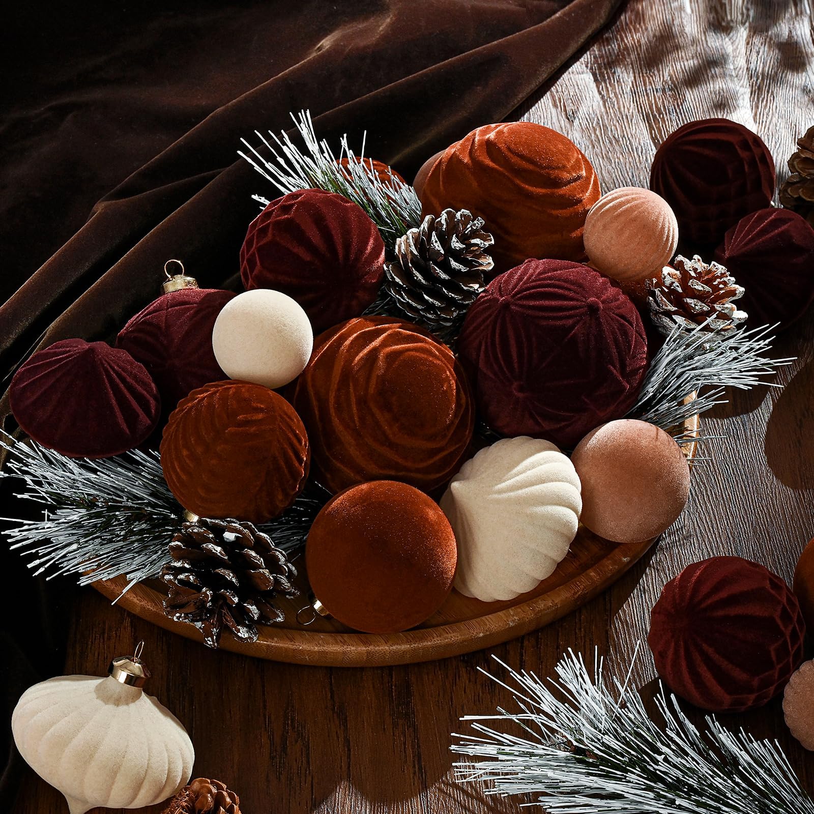12 Bolas Decorativas De Navidad Aterciopeladas Rojo Burdeos - Tamaño 8 Cm, Material Flock + ABS Irrompible - Para árbol De Navidad, Guirnaldas O Decoración Festiva