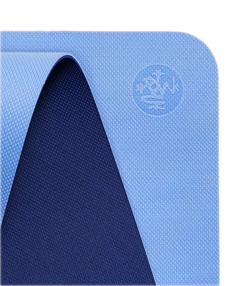 Manduka Begin Yoga Mat 5mm Thick Yoga Mat with Alignment Stripe