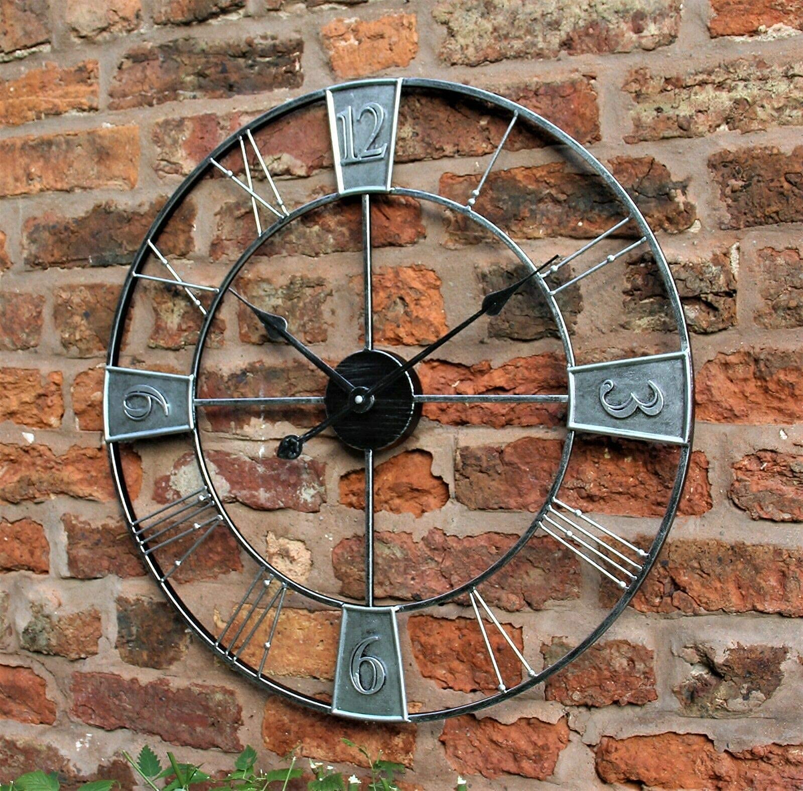 Grande horloge d'intérieur et d'extérieur Rome pour sublimer le jardin