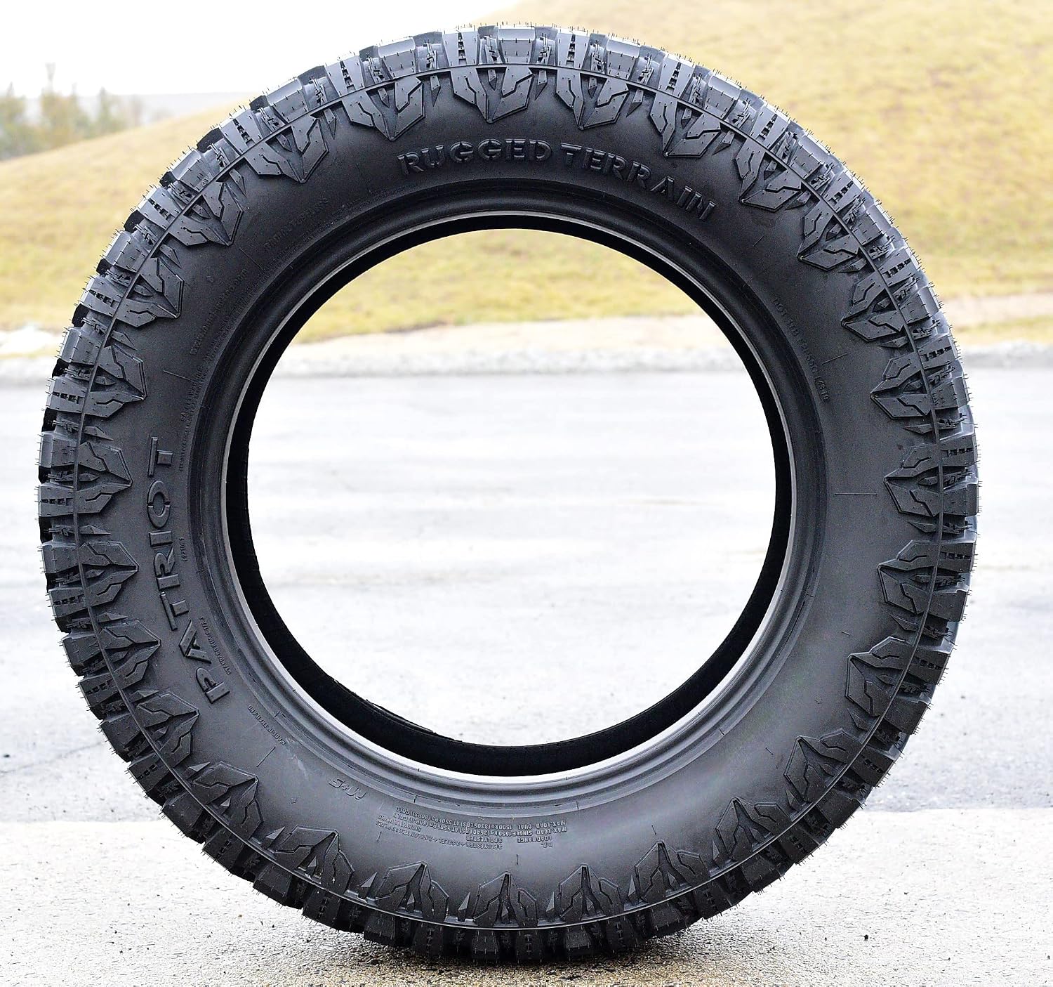 Patriot R/T Mud Radial Tire LT275/60R20 123/120Q LRE