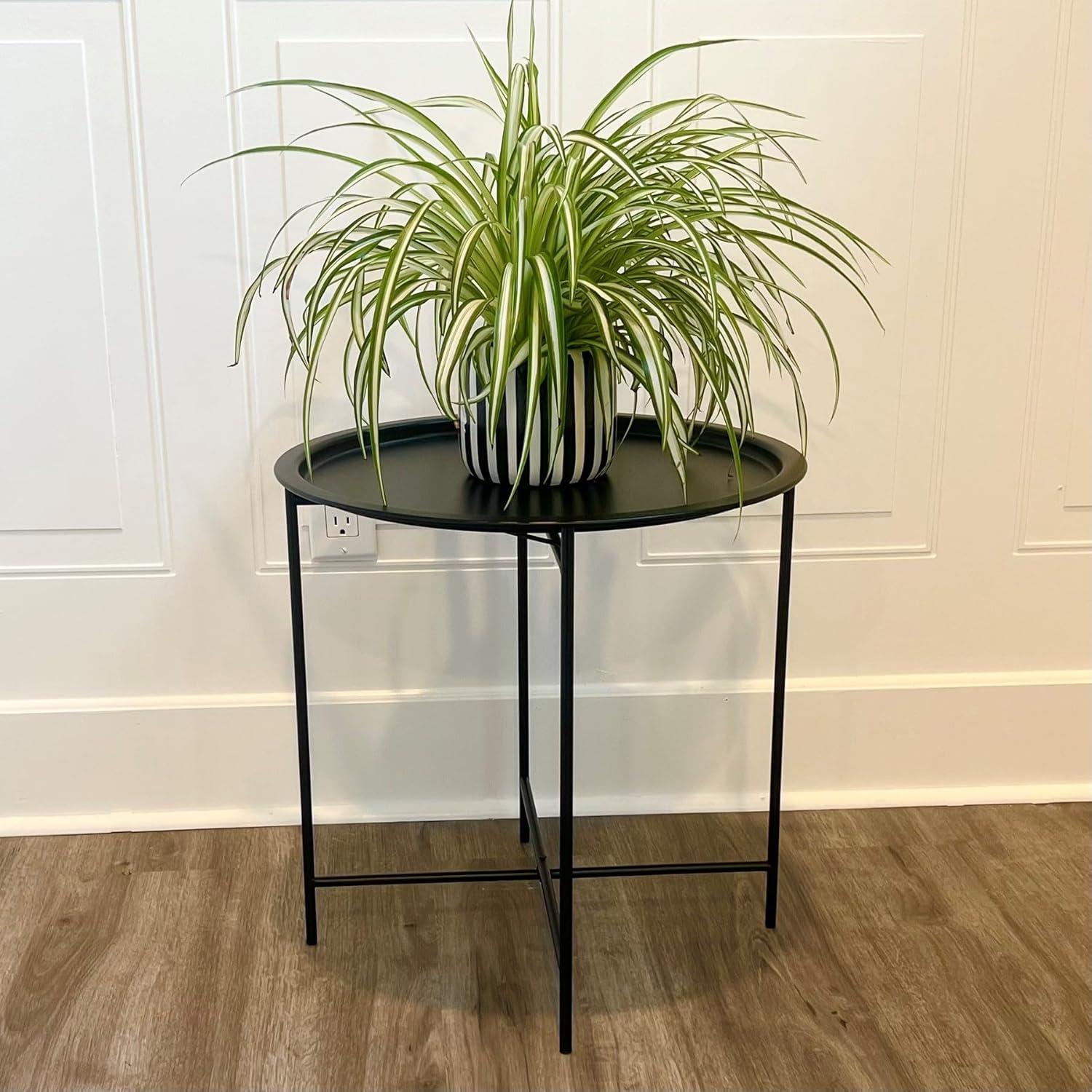 Modernist Home End Table, Removable Tray, Metal, Black, Round, Accent Coffee Side, Anti-Rust and Waterproof, Outdoor, Indoor, Patio, Modern Sofa, 18 Inches