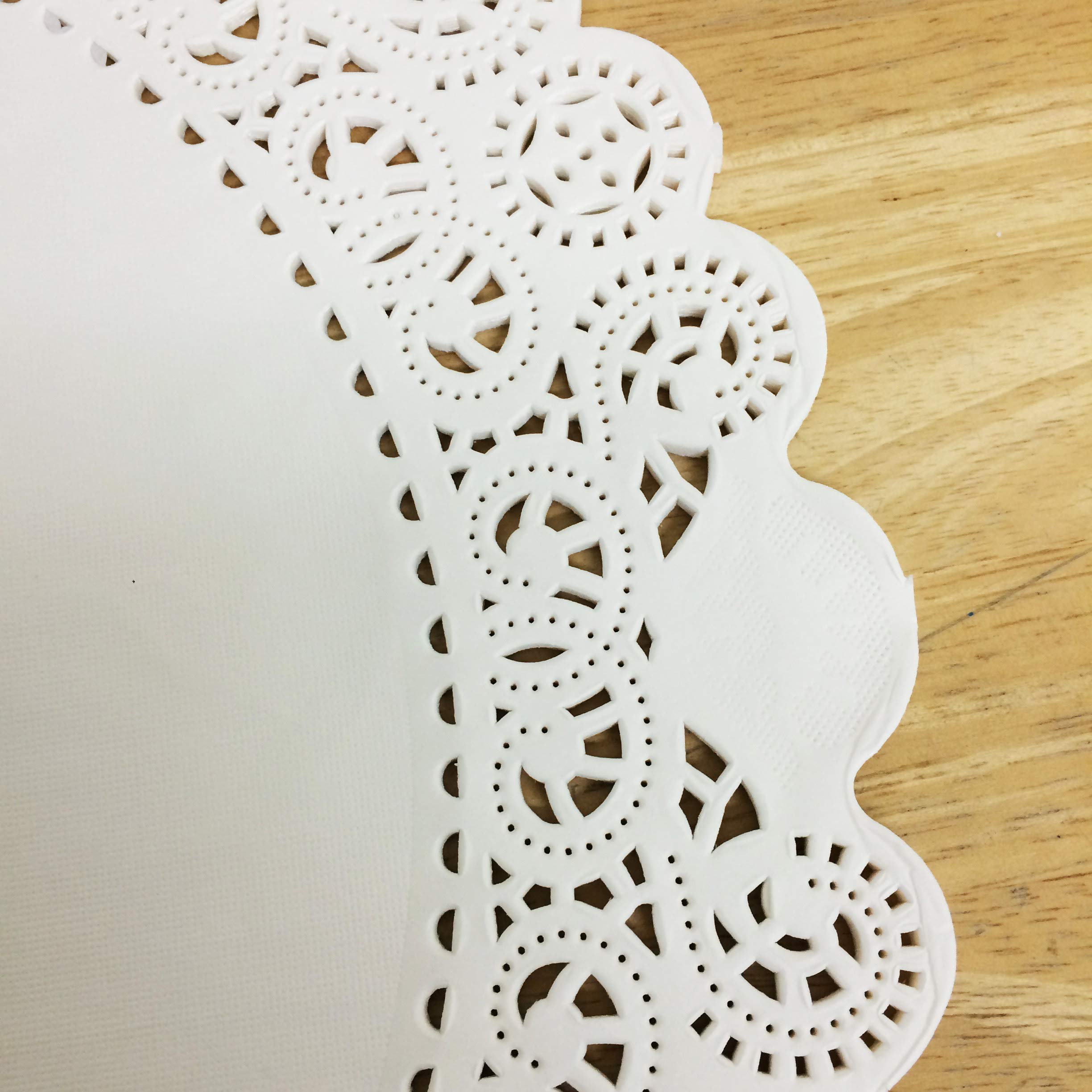 PEPPERLONELY 25 PC White Round Greaseproof Doilies, 16 Inch