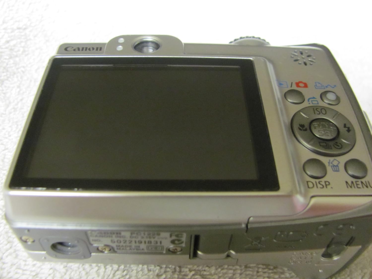 Canon PowerShot A560 7.1MP Digital Camera with 4x Optical Zoom (OLD MODEL)