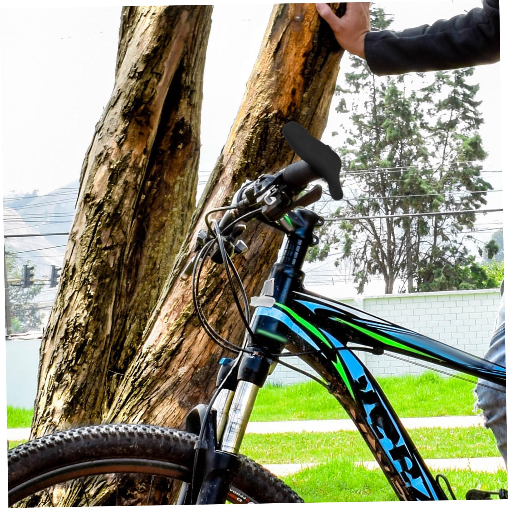 Toyvian Guidon de vélo de Montagne poignées de Couverture de Guidon de vélo Parties à vélo poignées de vélo Guidon pour VTT poignées de Guidon poignée de vélo Caoutchouc Noir