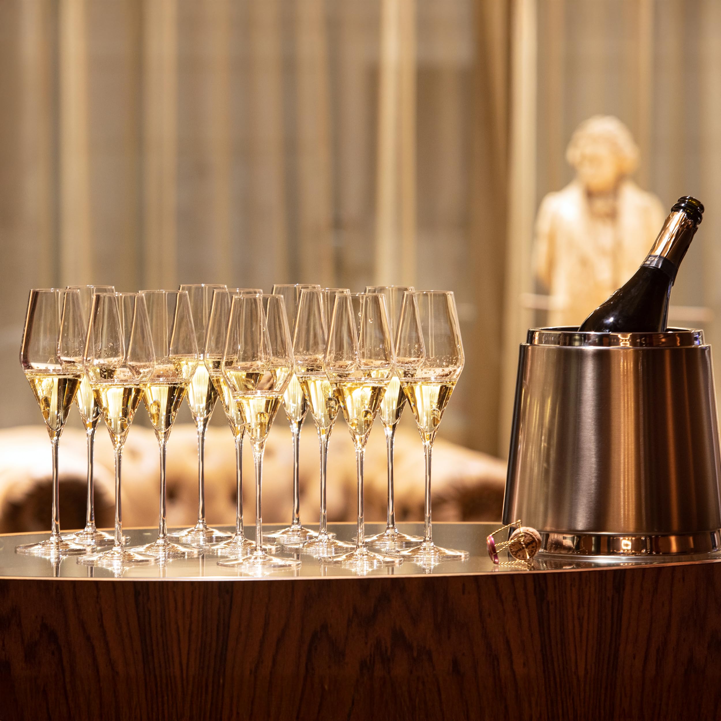 Stölzle Lausitz Kieliszki do Szampana Quatrophil Zestaw 6 sztuk, 290 ml – Eleganckie kieliszki idealne do szampana i prosecco – – Nadające się do mycia w zmywarce i odporne na uszkodzenia