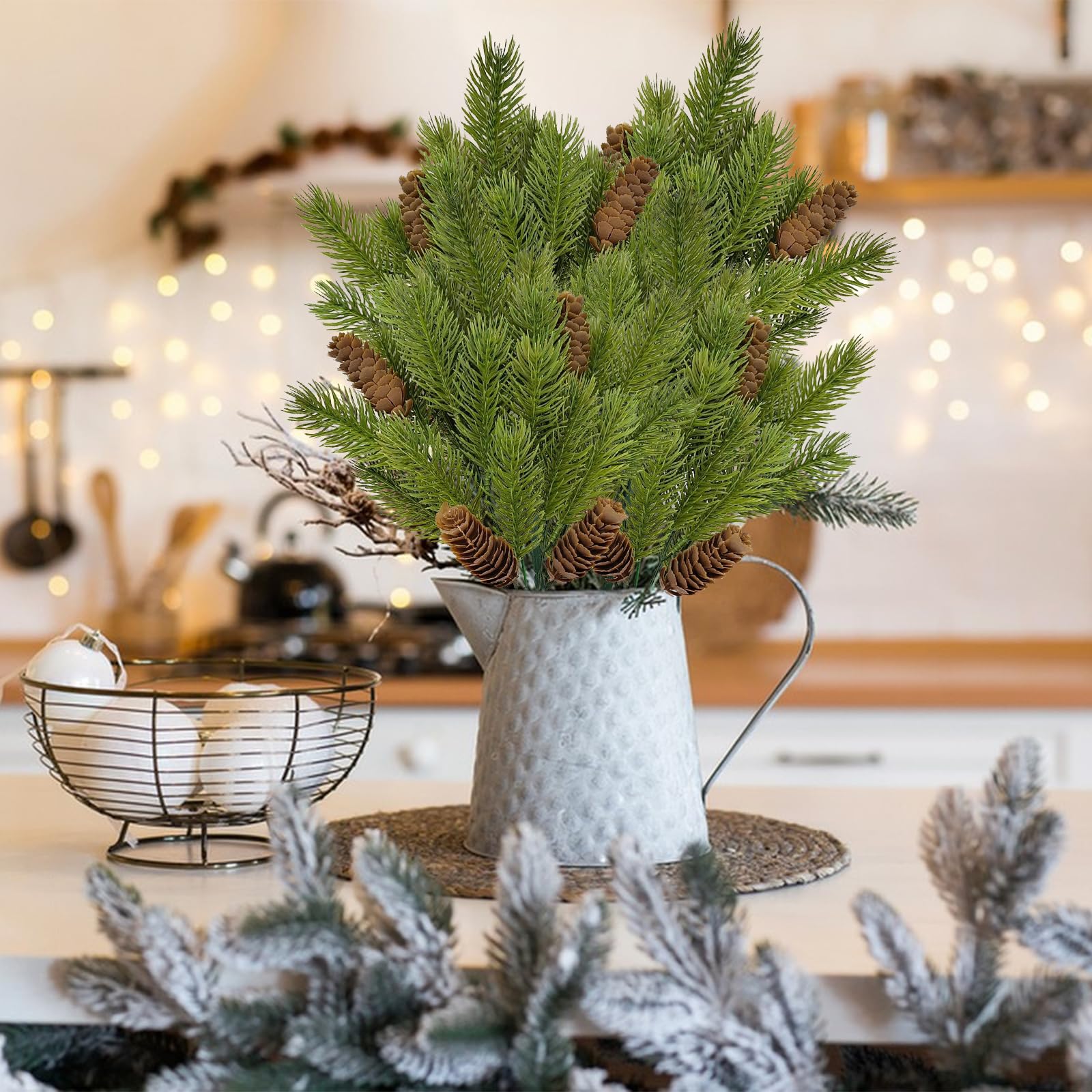 4 Stück Künstliche Tannenzweige Weihnachten Deko Tannenzweige Künstlich Wie Echt Mit Tannenzapfen Zweige Deko Tischdeko für Weihnachten Küche, Haushalt & Wohnen