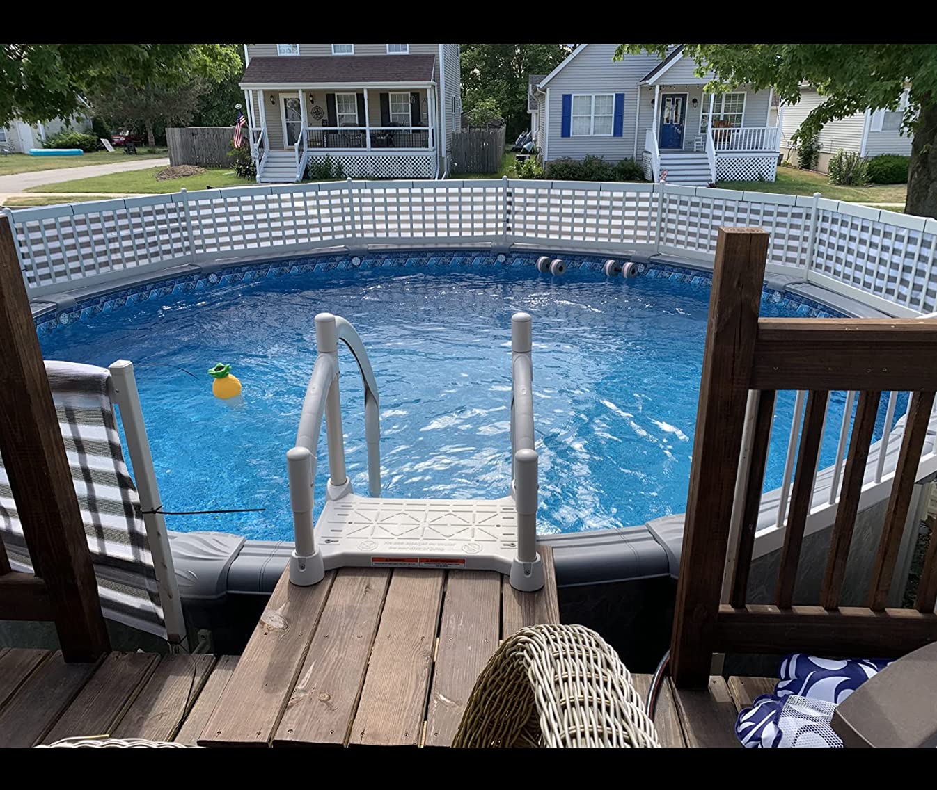 Swimming Pool Privacy Screen Net 32” Inches x 120" Inches (10 FT) White/Gray Striped (Balcony, Deck, Patio, Pool Privacy Screen)