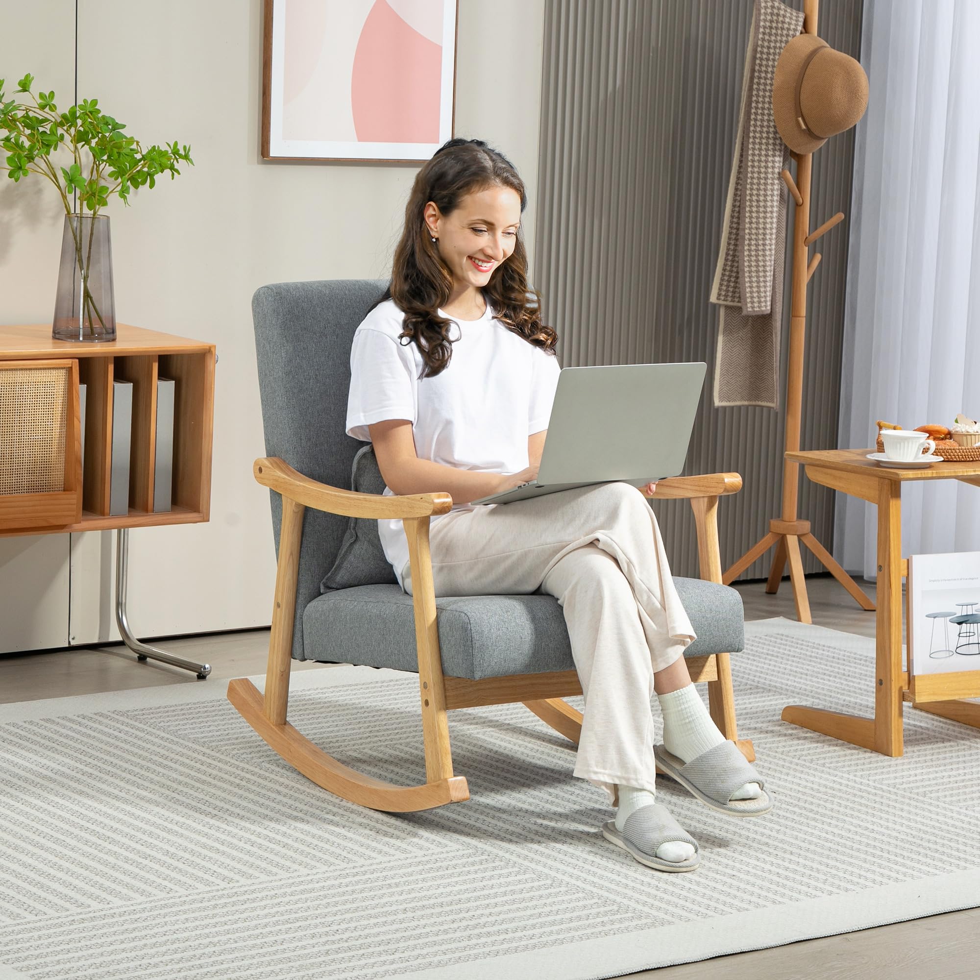 HOMCOM Silla Mecedora Moderna Mecedora para Lactancia con Cojín Lumbar Respaldo Amplio y Base de Madera Carga 120 kg Sillón Relax para Salón Dormitorio Gris Claro