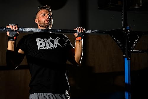 Miniatura 3 de Bear KompleX Empuñaduras de cuero de 3 agujeros para entrenamientos, dominadas, levantamiento de pesas, gimnasia WOD, agarre cruzado de palma con