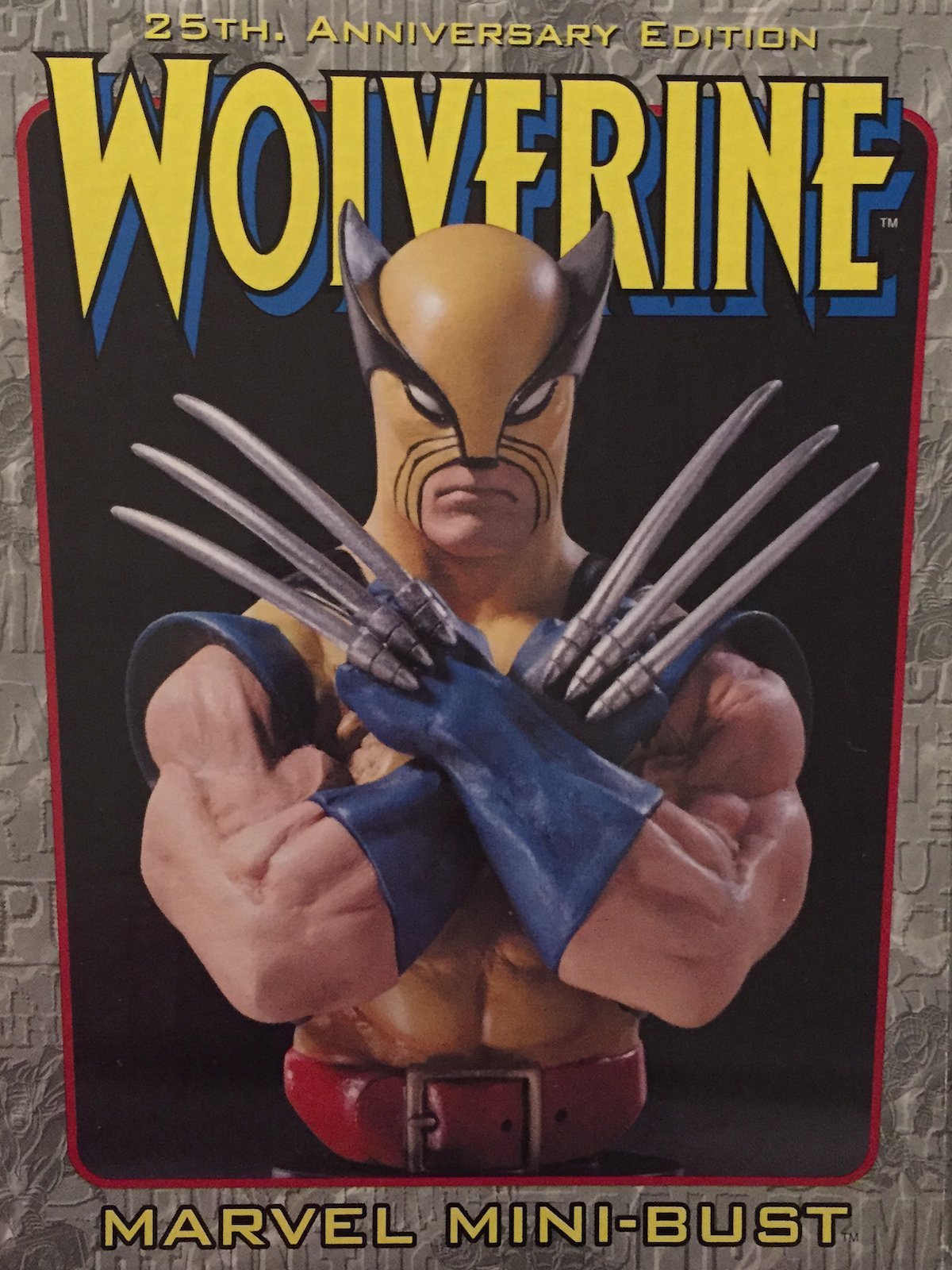 アメコミ Wolverine Bust Paperweight Amazon.com: Wolverine 25th Anniversary (Yellow Variant) Mini