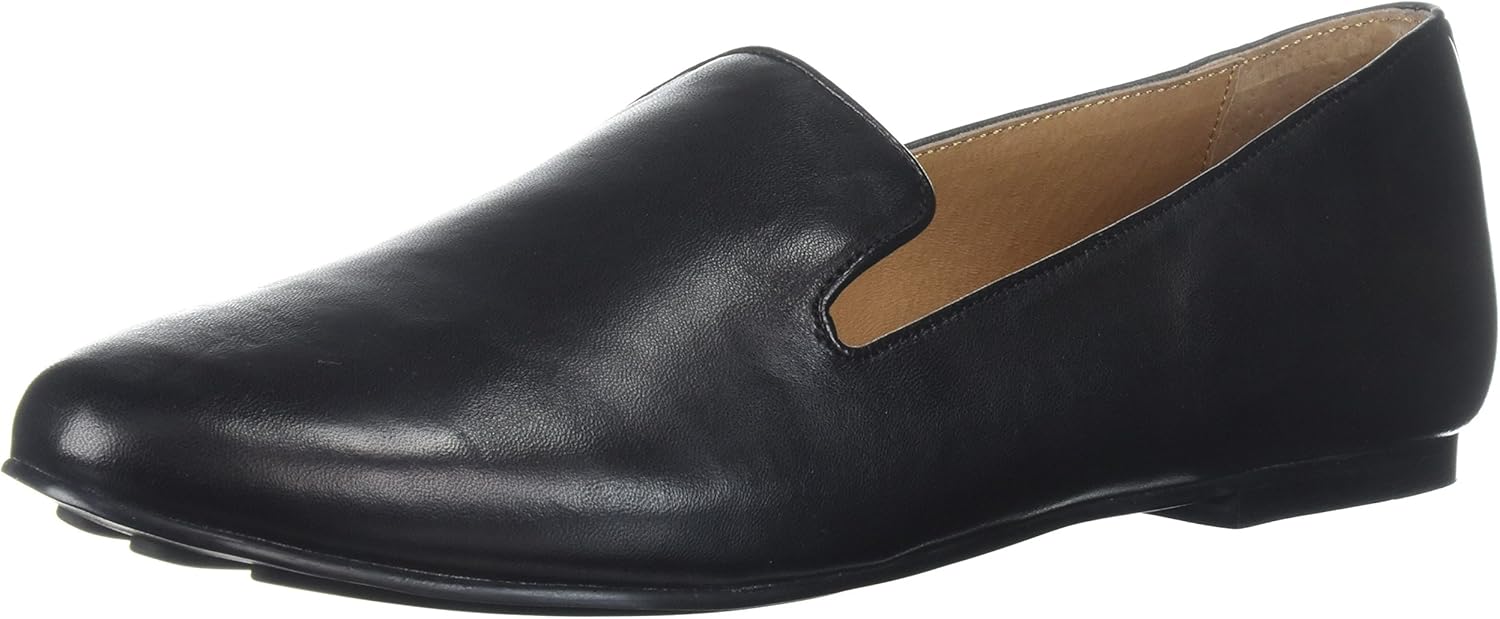 Gentle Souls by Kenneth Cole Women's Women's Eugene Loafer, Black, 6