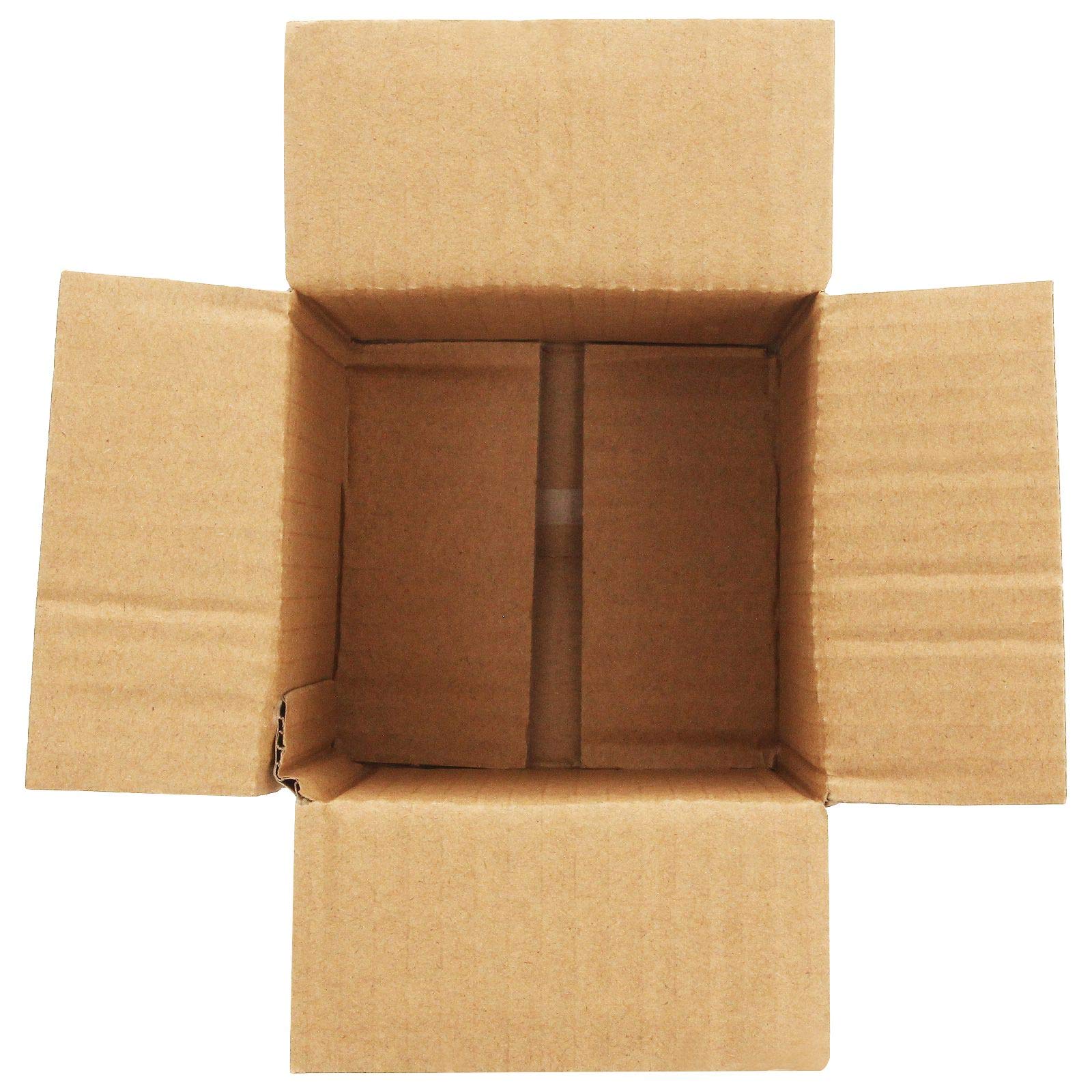 Petites boîtes d'expédition en carton ondulé.