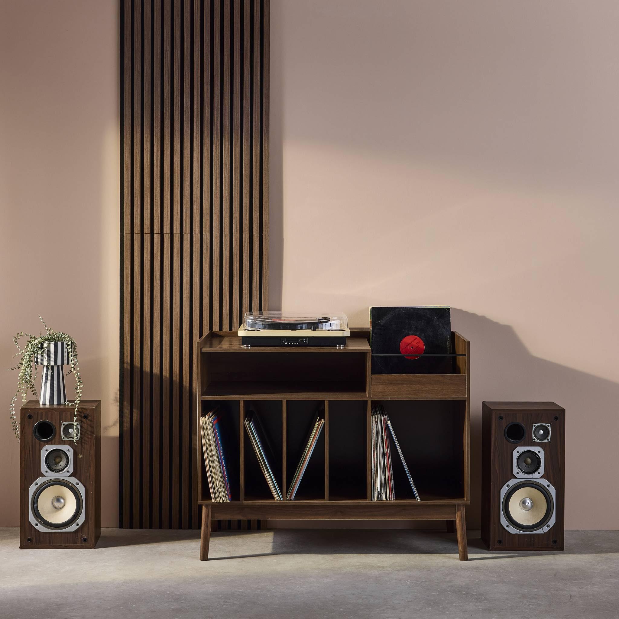 sweeek - Meuble Vinyle Vintage Effet Bois. Népal. L 100 x l 48 x H 81.5cm