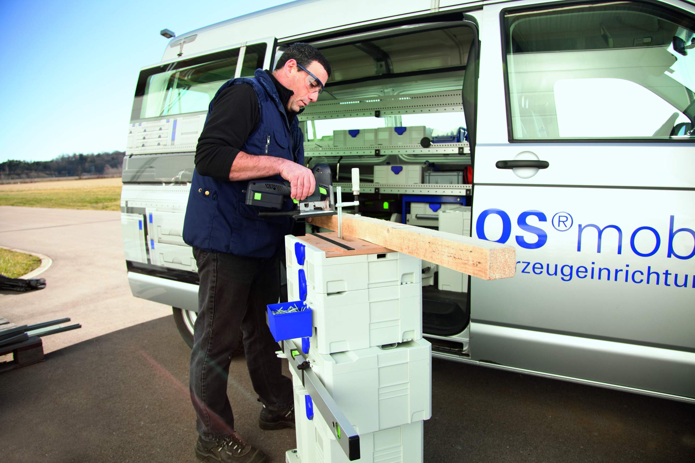 TANOS Multifunktionstisch 'SYS-MFT' lichtgrau (T-Loc Verschluss blau HKS 43 K)