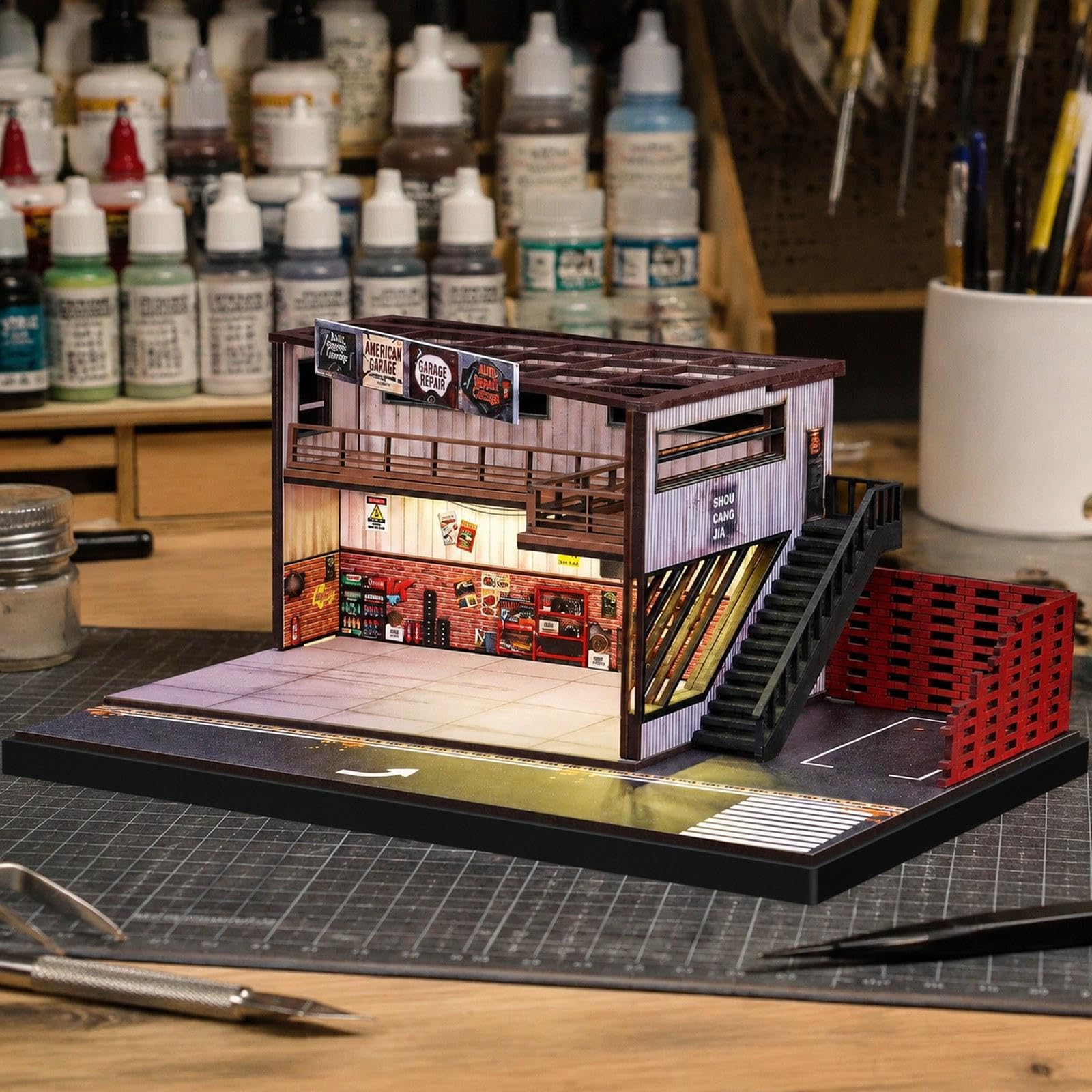 Vitrine für Modellautos Im Maßstab 1:64 mit LED Beleuchtung.