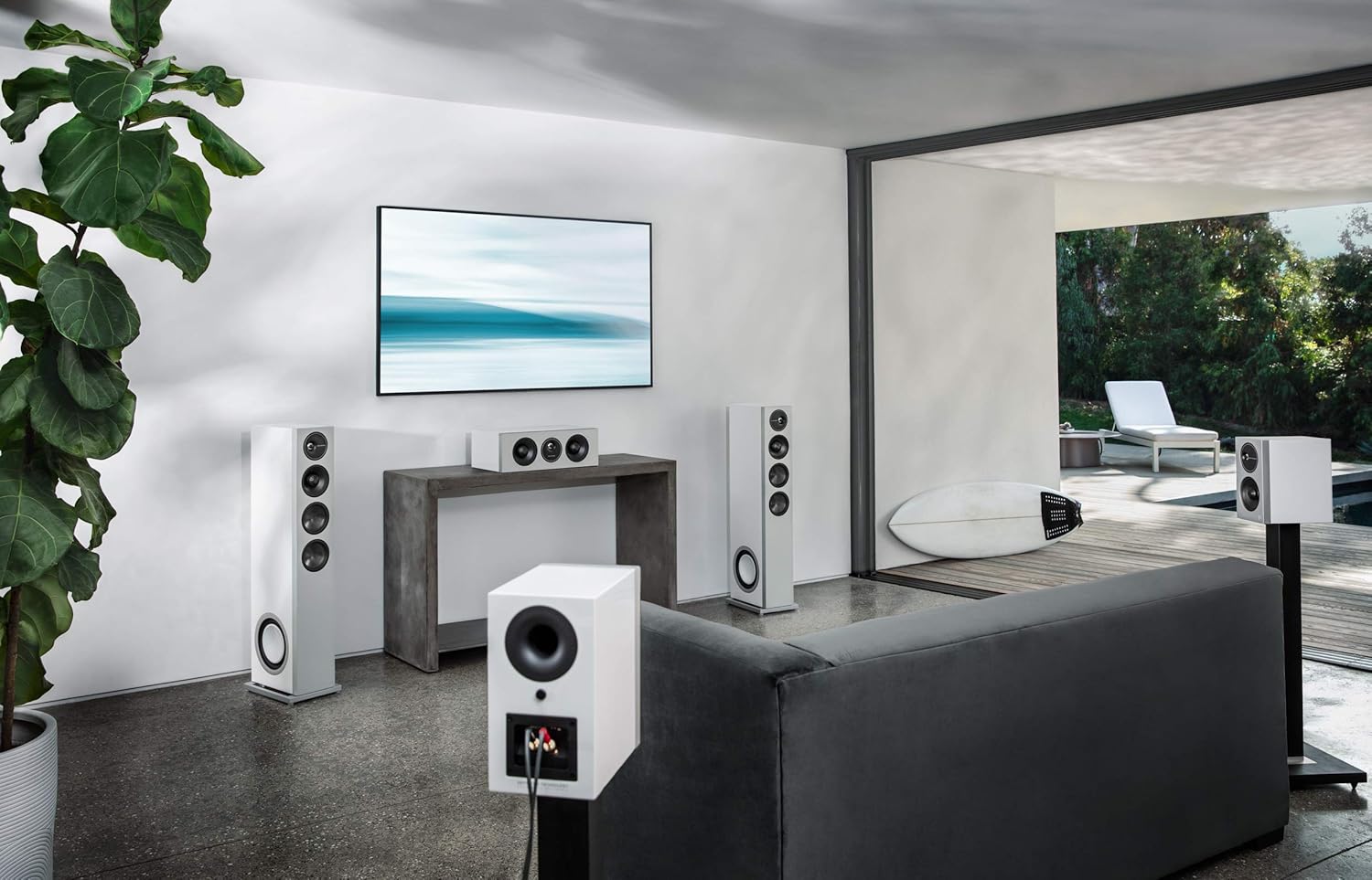 Sound-Enhancing Speaker Design