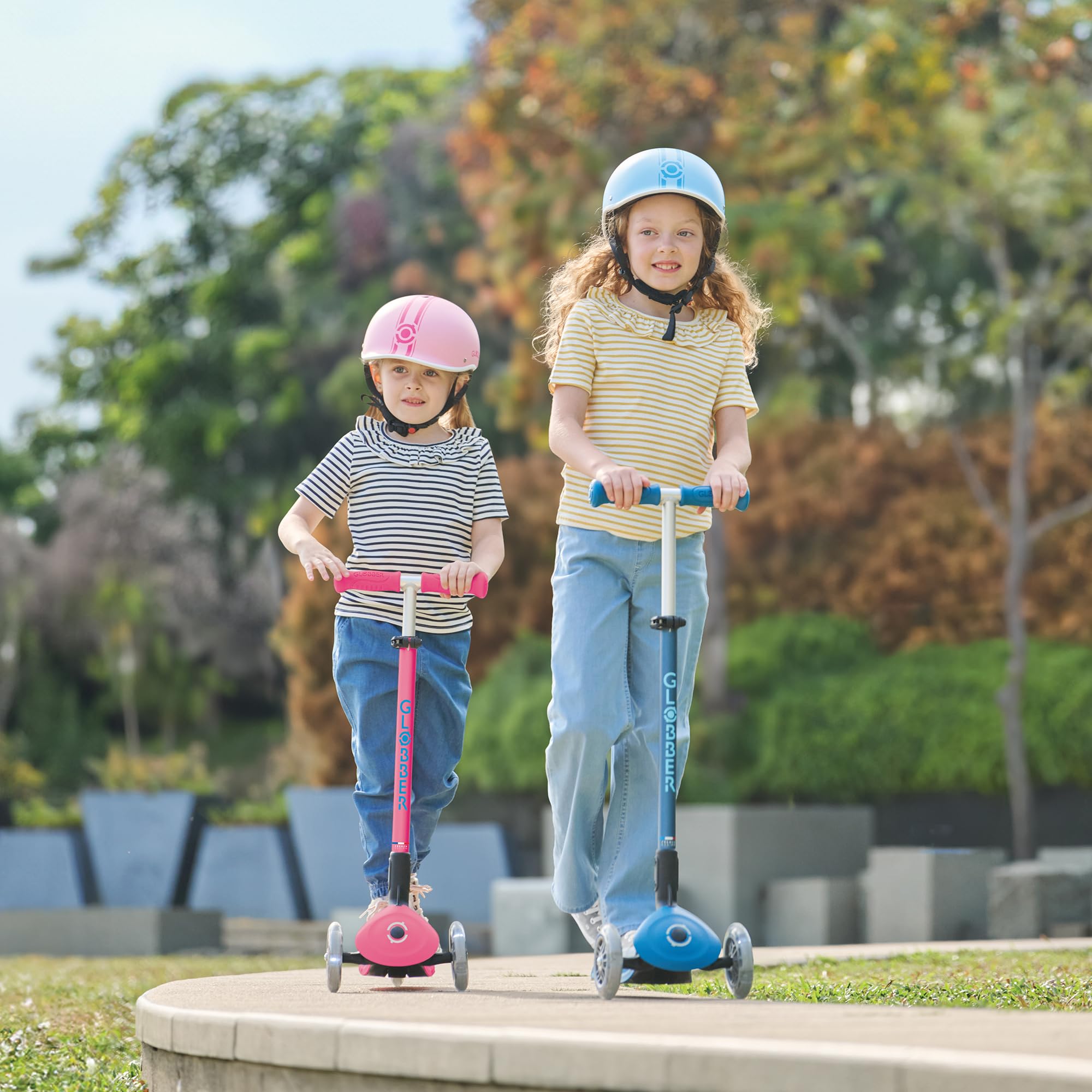 GLOBBER Primo Foldable Plus Lights Roller – Monopattino per bambini dai 3 anni in su, monopattino 120/80 mm, ABEC 5, 3 ruote con ruote LED, regolabile in altezza