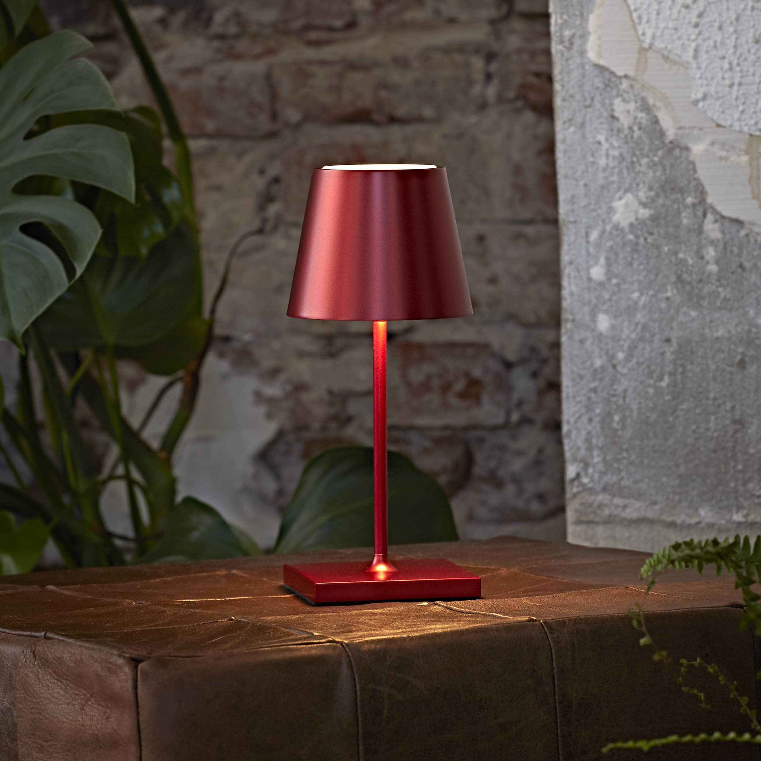 SIGOR Nuindie mini - Dimmbare kleine LED Akku-Tischlampe Indoor & Outdoor, IP54 spritzwassergeschützt, Höhe 25 cm, aufladbar mit Easy Connect, 12 h Leuchtdauer, kirschrot