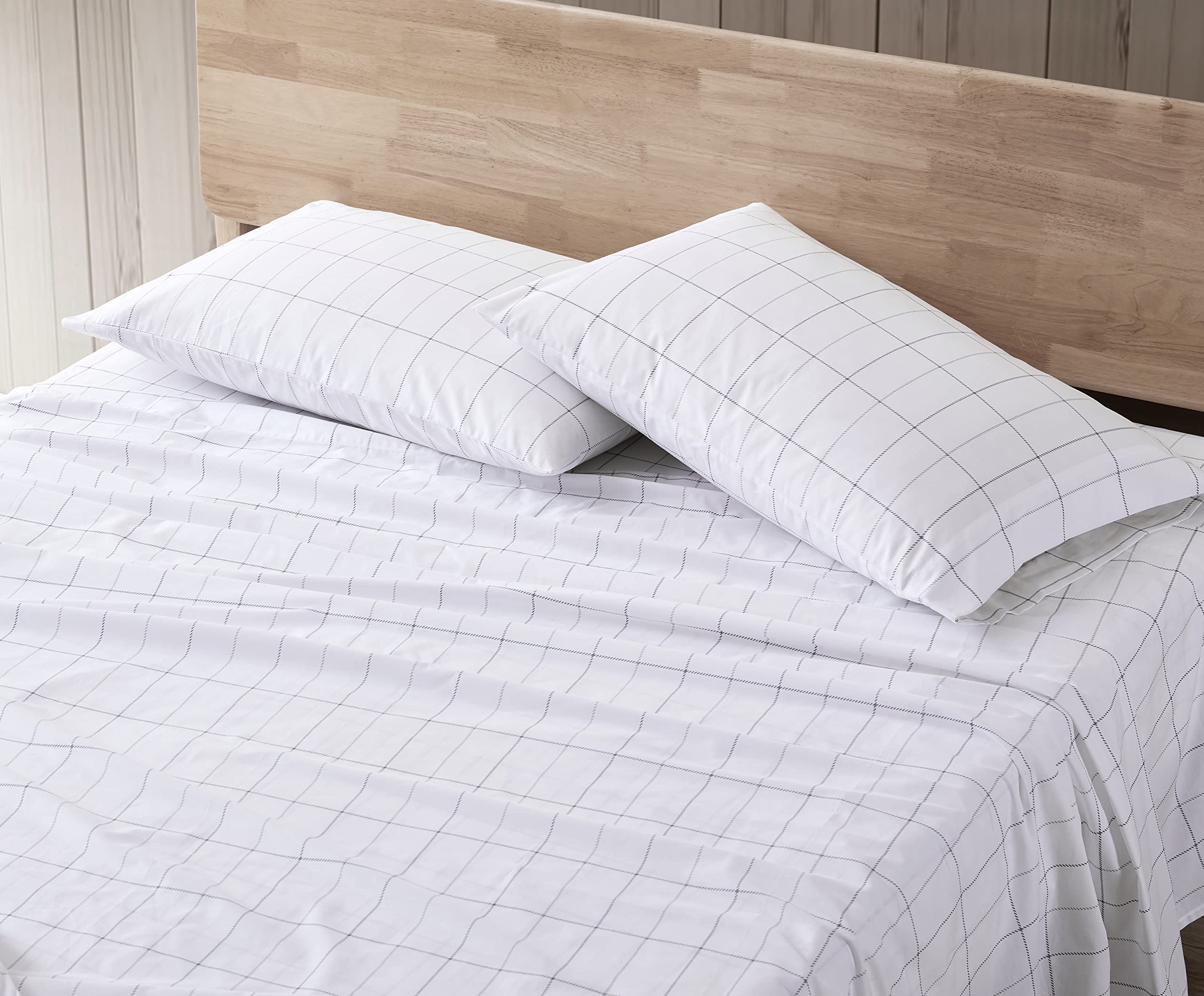 Condition photo showing New/Like New for eddie bauer home sheets cotton percale bedding set, crisp & cool, stylish home decor, king, northern plaid grey/white